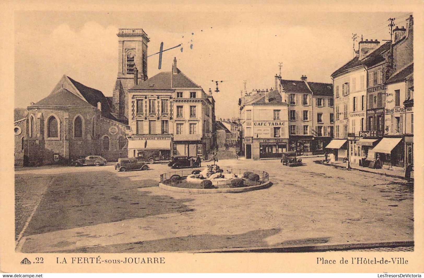 CPA - 77 - LA FERTE SOUS JOUARRE - La Place De L'Hotel De Ville - Vieux Véhicules - Cie Des Arts Photomécaniques - La Ferte Sous Jouarre