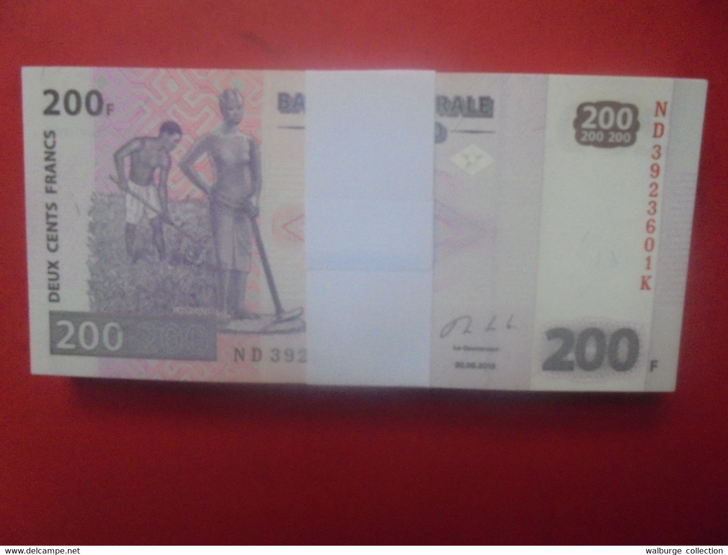 CONGO LIASSE 200 FRANCS 2013 100 BILLETS NEUFS NUMEROS SE SUIVANT COTE:500$ !!! - Lots & Kiloware - Banknotes