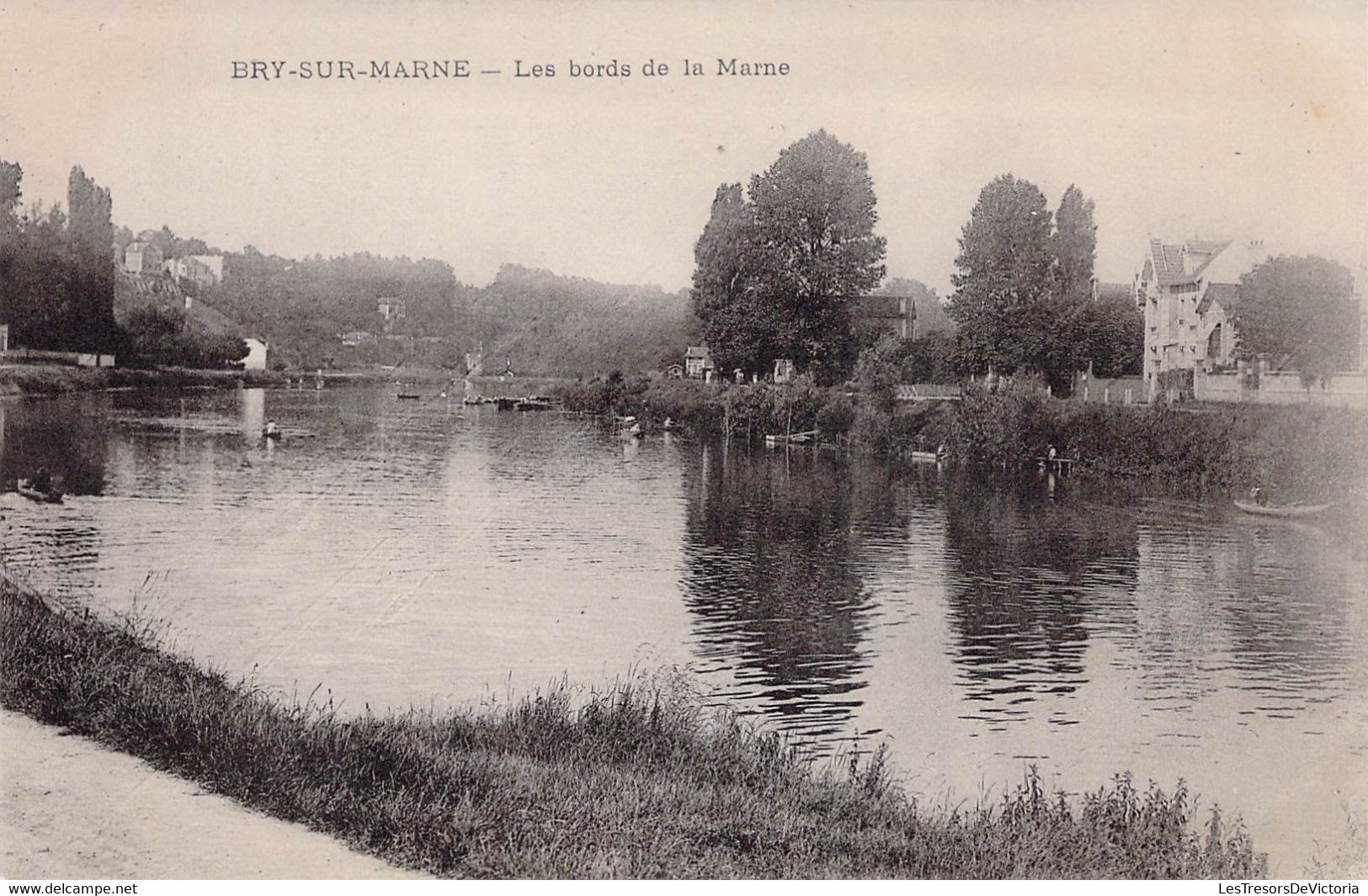 CPA - 94 - BRY SUR MARNE - Les Bords De La Marne - Barque - Dos Non Divisé - Bry Sur Marne