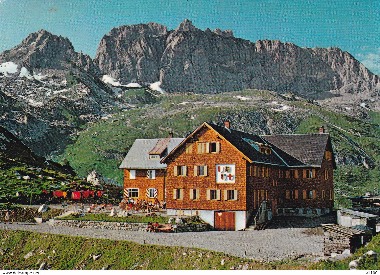 A18070 - FREIBURGER HUTTE GEGEN DIE ROTE WAND LECH AM ARLBERG POST CARD USED 1979 SENT TO SWITZERLAND - Lech