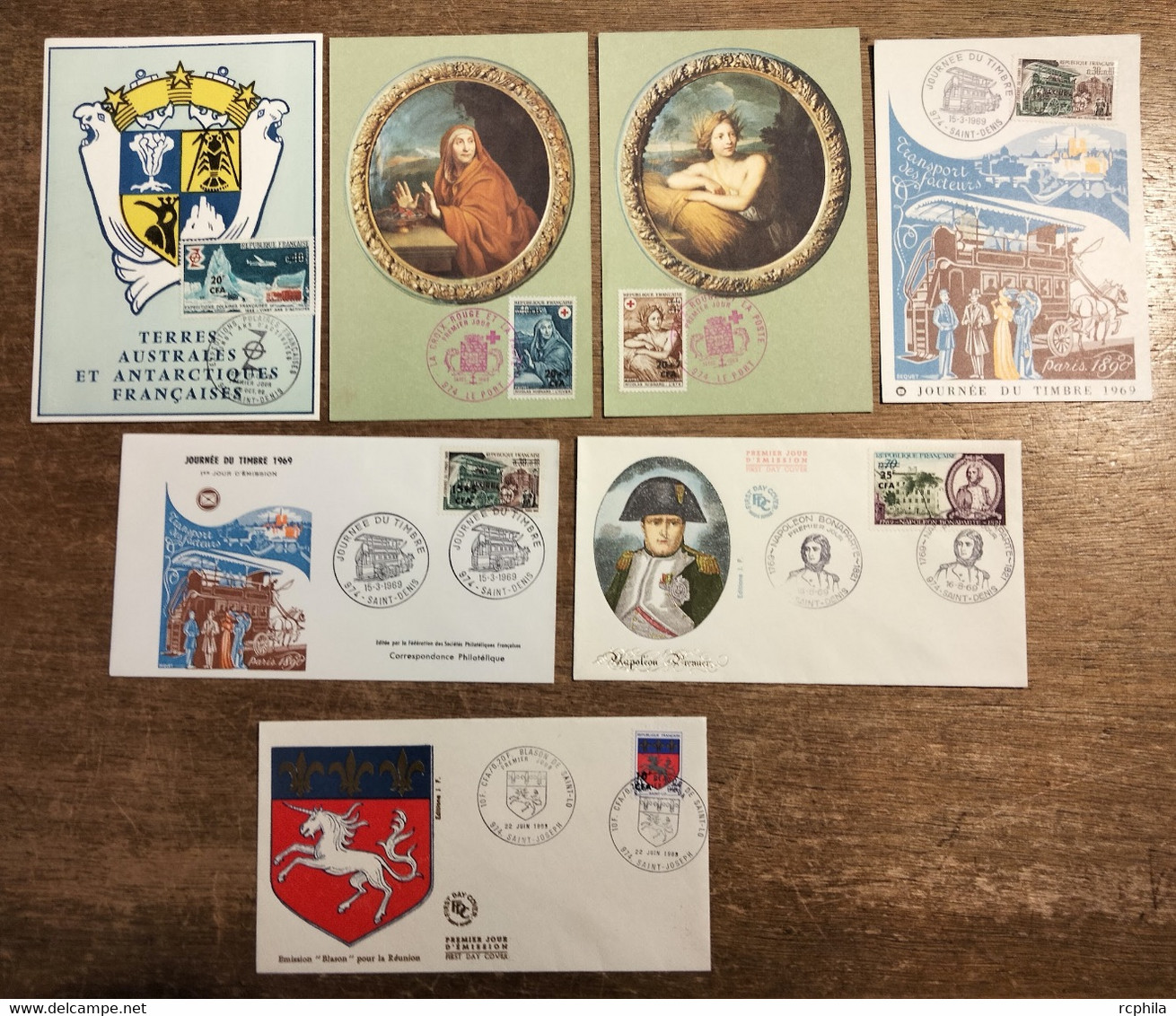 RC 23667 REUNION CFA 1968 _ 1969 LOT DE 1er JOURS ET CARTES MAXIMUM TB - Briefe U. Dokumente