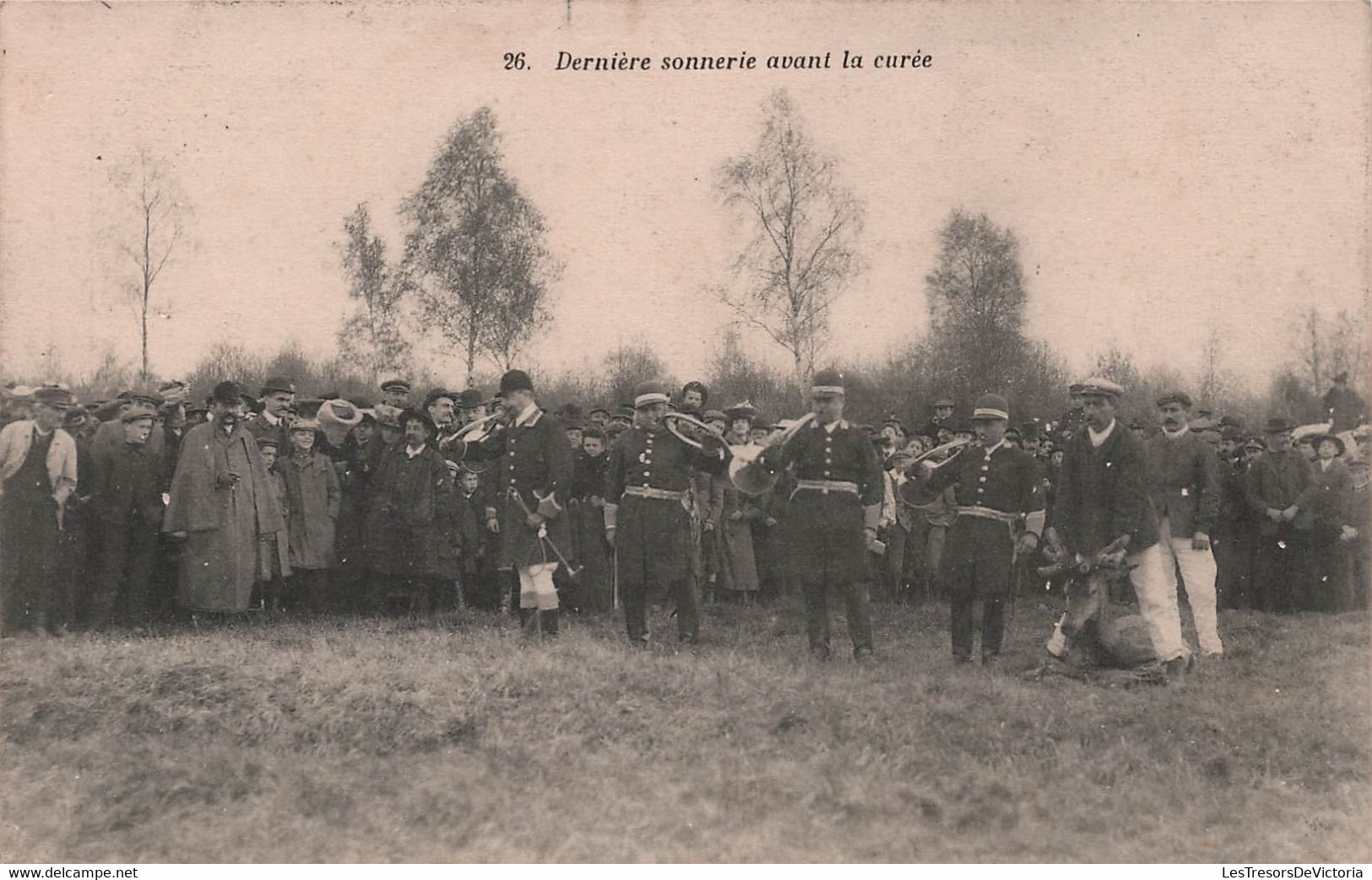 CPA Chasse à Courre - Dernière Sonnerie Avant La Curée - Librairie Nouvelle - Cor - Chasse