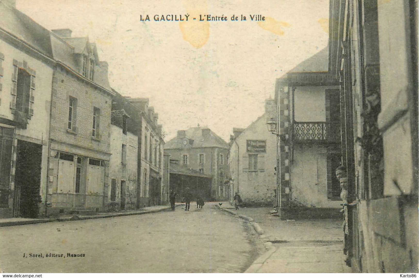 La Gacilly * L'entrée De La Ville Rue * Villageois - La Gacilly