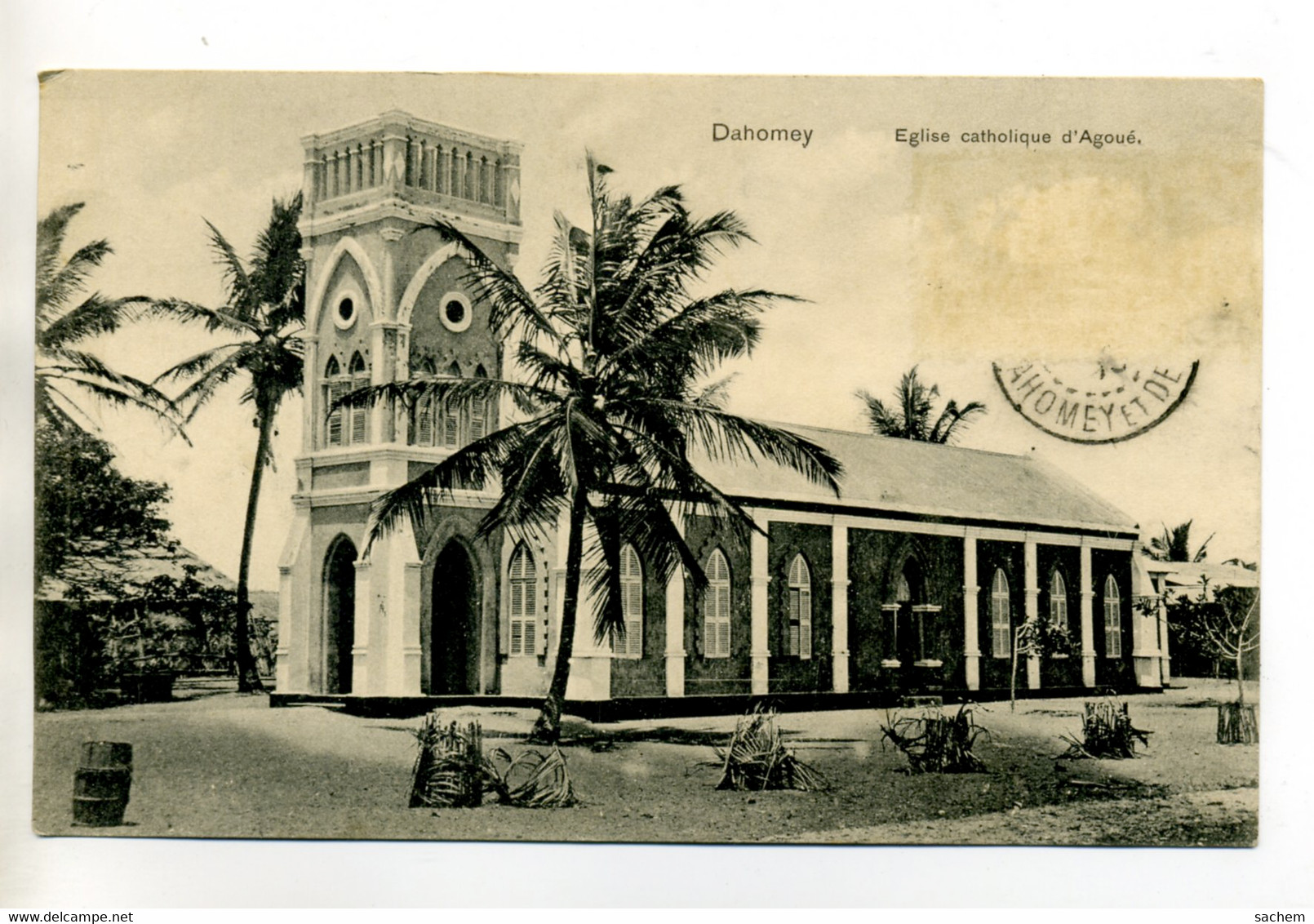 DAHOMEY 146 AGOUE L'Eglise Catholique Et Son Jardin - Dahomey