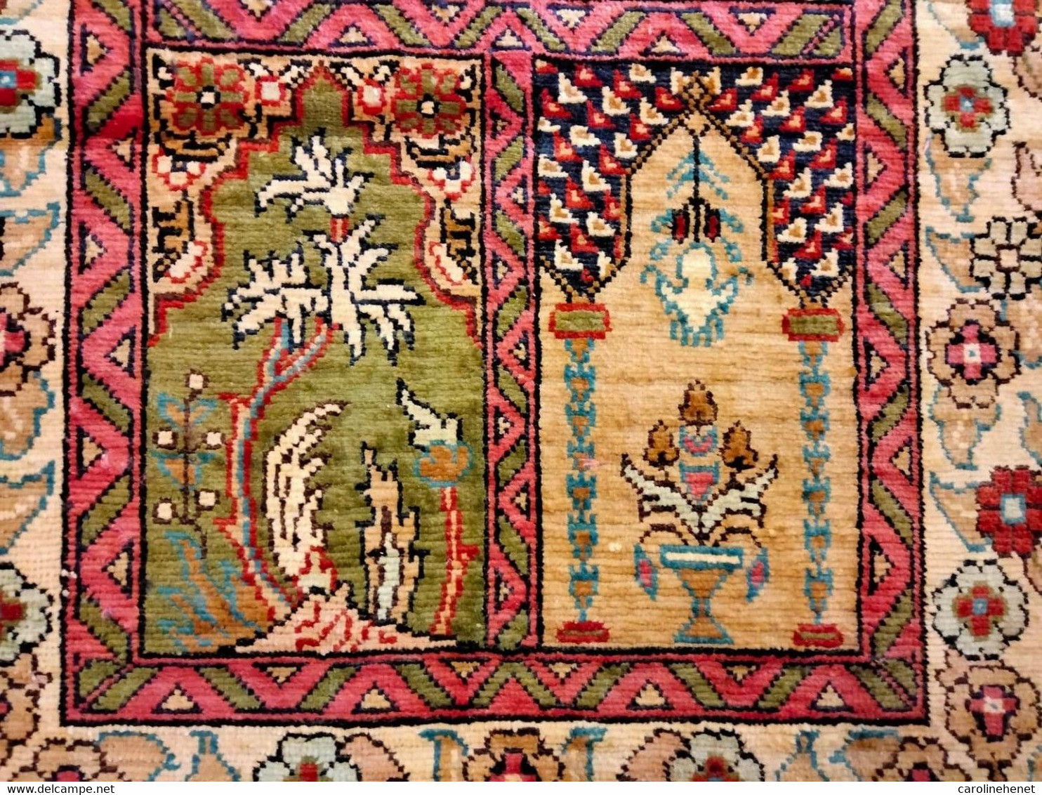 Petit Tapis D'origine Turque - Rugs, Carpets & Tapestry