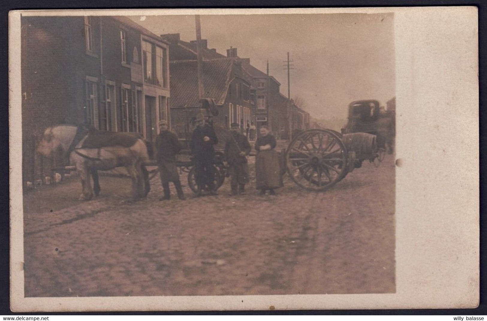 +++ Photo Carte - GILLY - SART ALLET - Animation - Attelage Cheval Avec Fût Tonneau  // - Charleroi