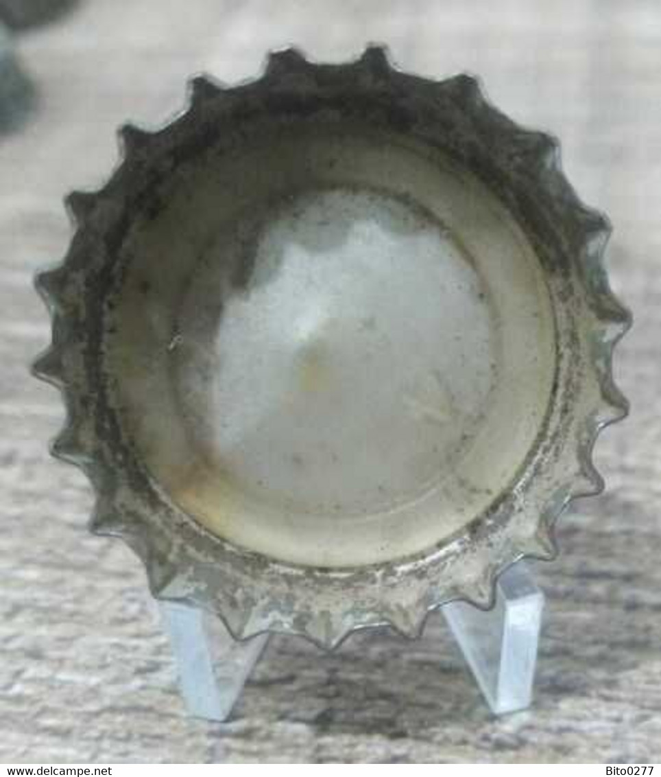 BOTTLE CAP SODA BRAZIL LIMÃO SERRAMALTE (LEMON) - Soda