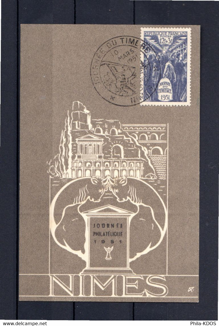 " JOURNEE DU TIMBRE 1951 " Sur Carte Maximum. Oblitération De NIMES. N° YT 879 Parfait état. Voir Les 2 Scans CM - 1950-1959