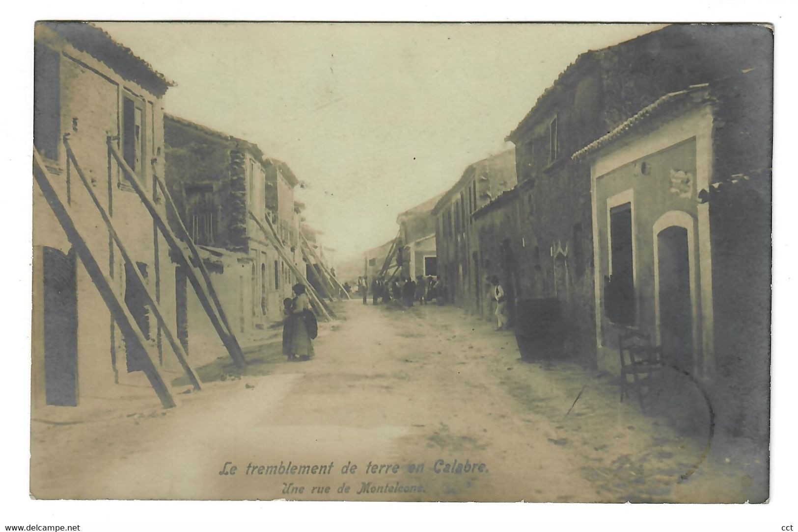 Vibo Valentia  Monteleone Di Calabria    Le Tremblement De Terre En Calabrie Une Rue De Monteleone - Vibo Valentia