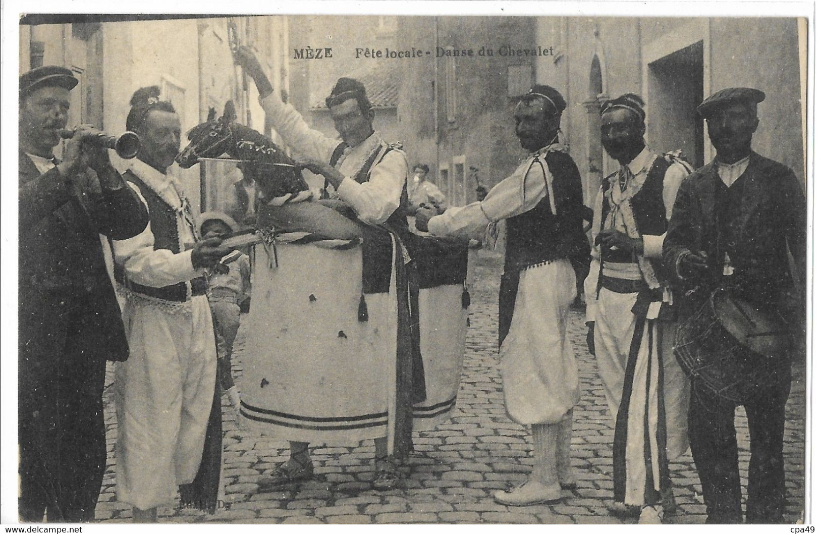 34  MEZE  FETE LOCALE  DANSE  DU  CHEVALET - Mèze