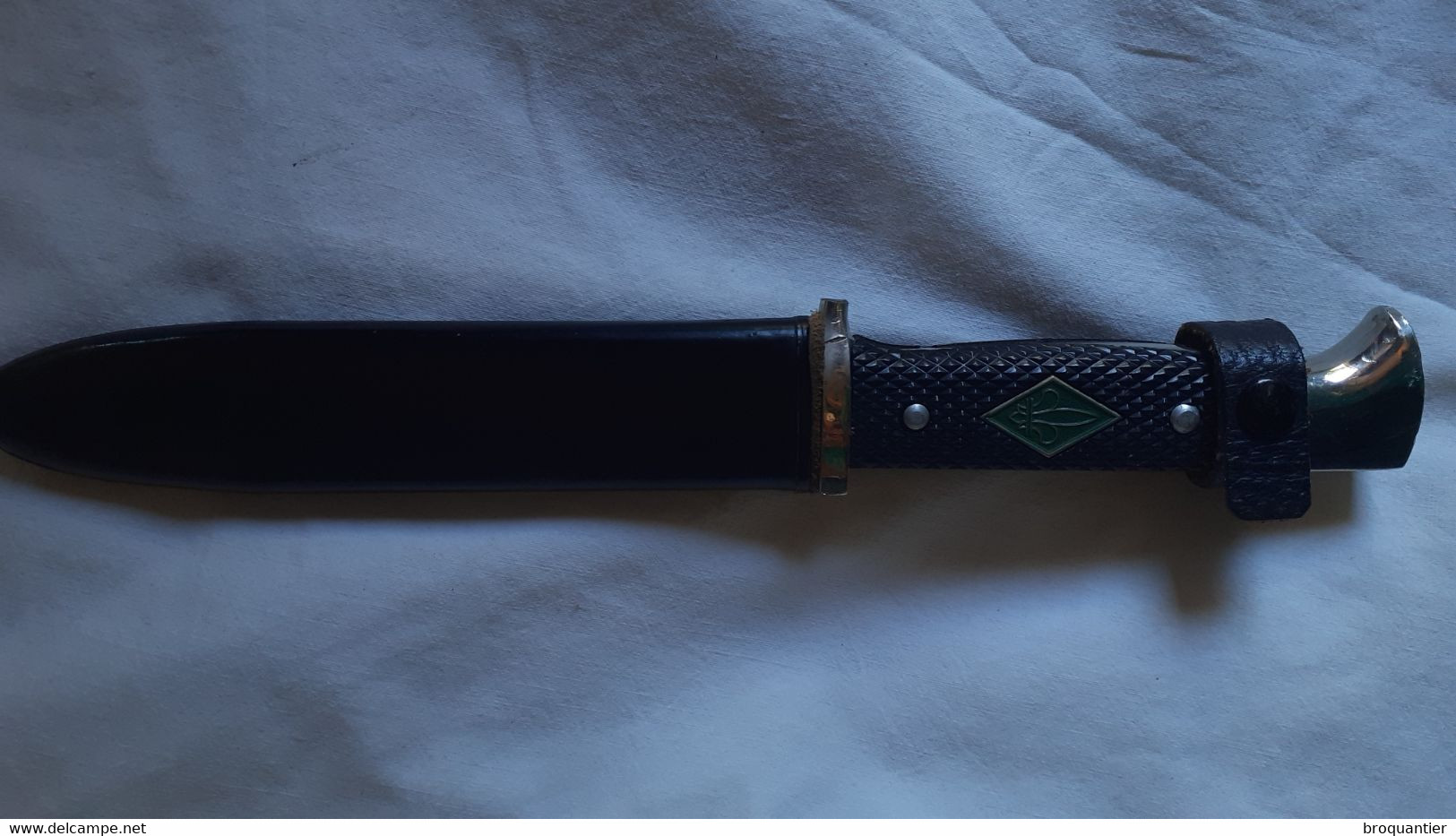 Réplique du couteau WW2 des H.J. Scout Allemand.