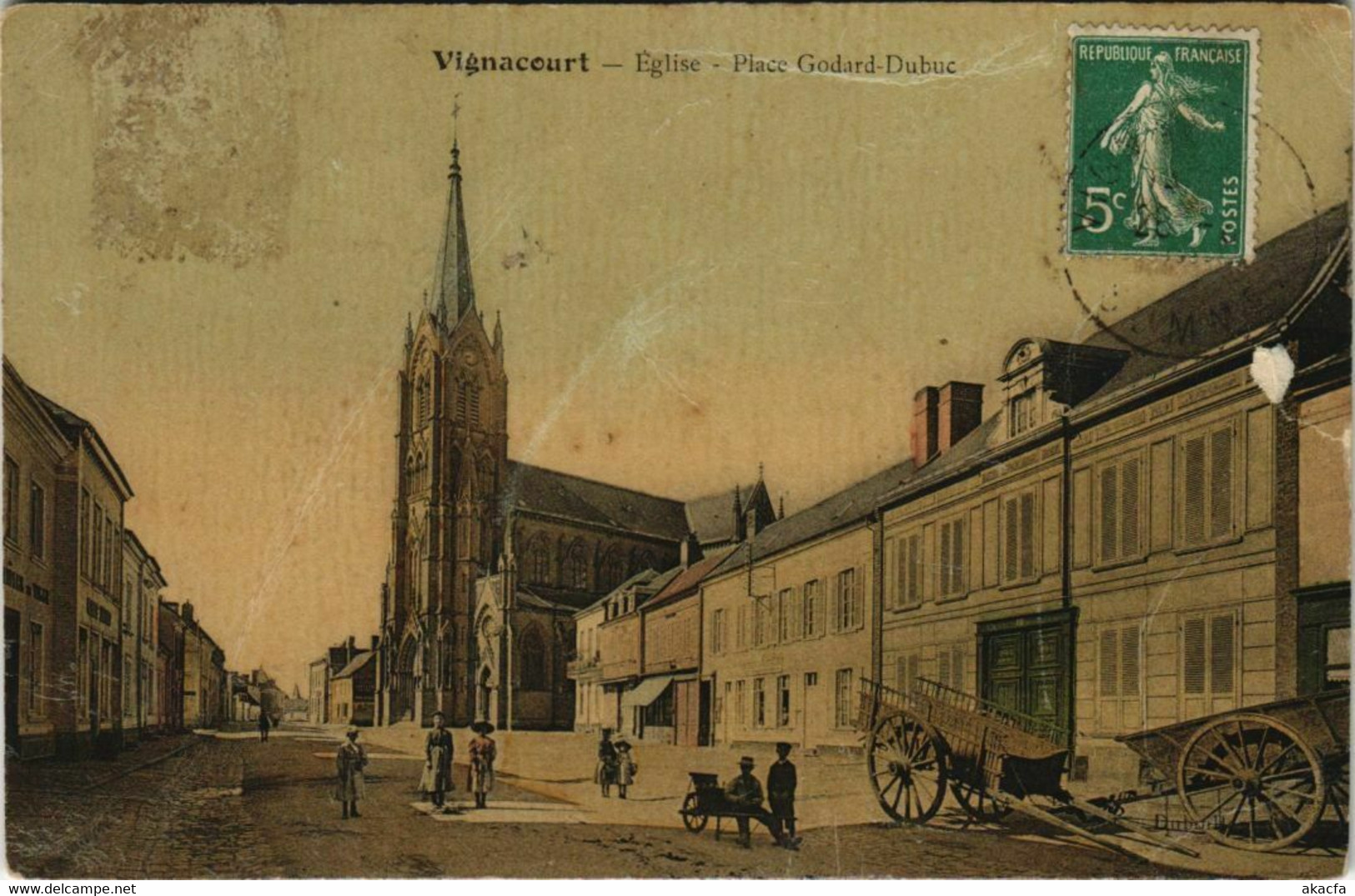 CPA VIGNACOURT Église Place Godard-Dubuc (807075) - Vignacourt