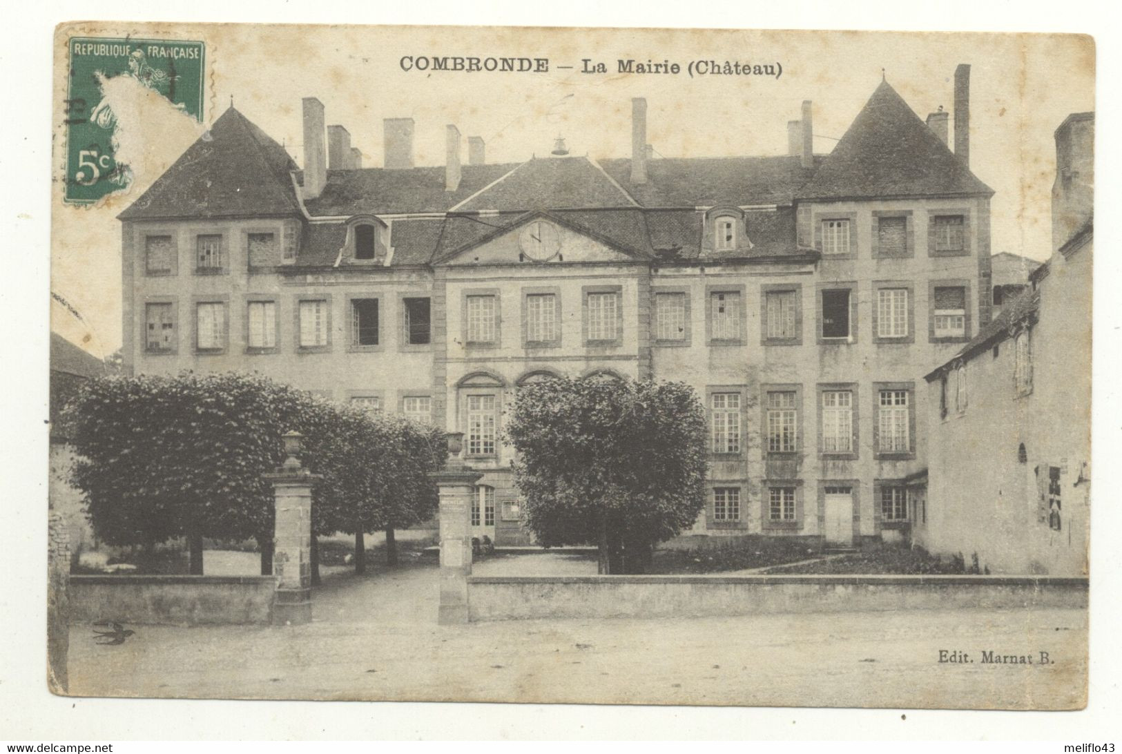 63/ CPA - Combronde - Mairie (Chateau) - Combronde
