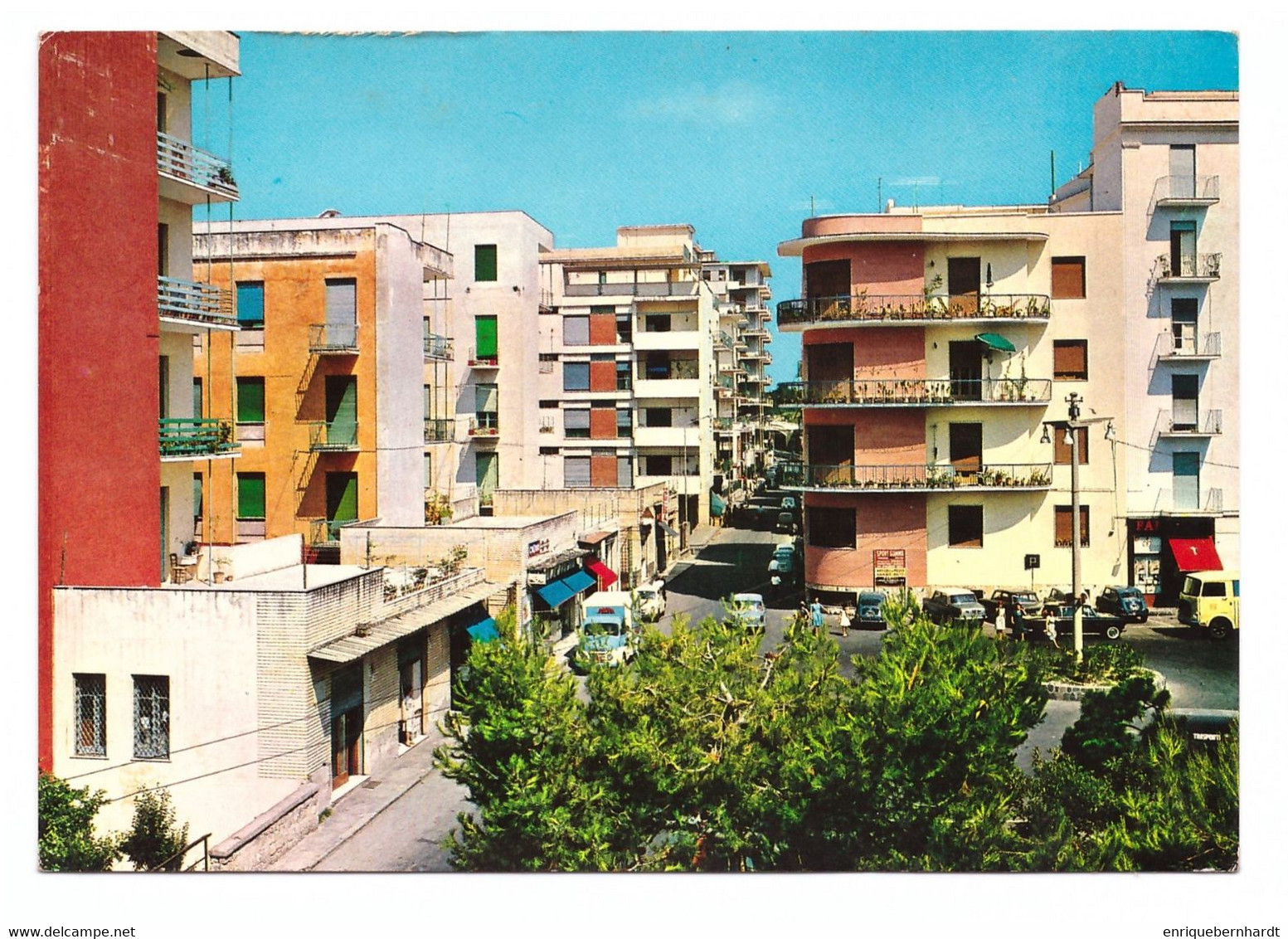 ITALIA // TORRE DEL GRECO // PIAZZA DELLA REPUBBLICA E VIALE UNGHERIA - Torre Del Greco