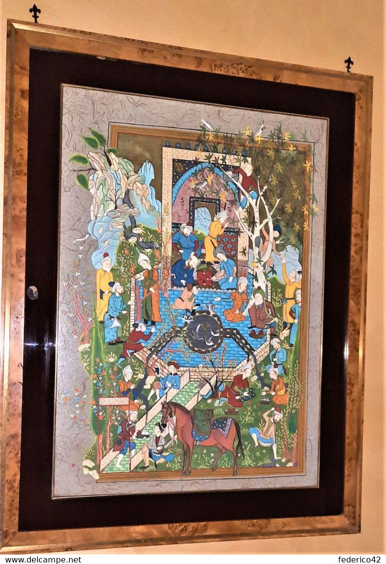 QUADRO CON CORNICE IN RADICA DI BATIK SU SETA DELL'INDIA DEL NORD 1950-60 PERFETTE CONDIZIONI - Arte Orientale