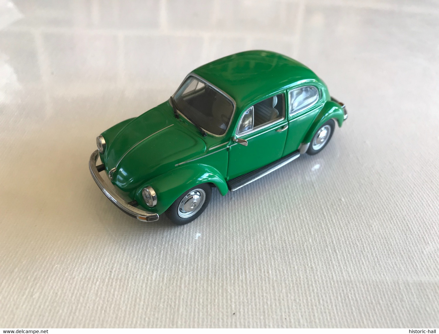 MINICHAMPS - VOLKSWAGEN 1302/1303 - 1:43e - Coccinelle - Minichamps