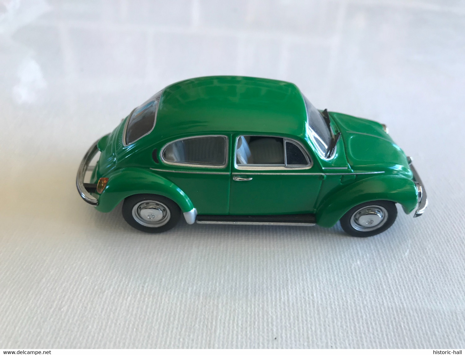 MINICHAMPS - VOLKSWAGEN 1302/1303 - 1:43e - Coccinelle - Minichamps