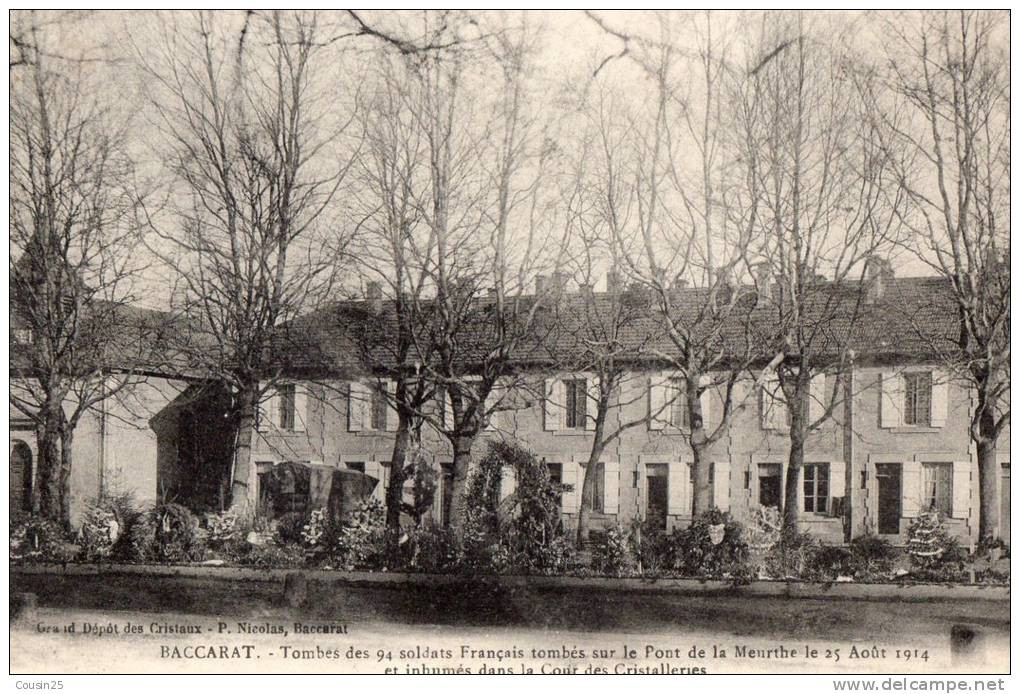 54 BACCARAT - Tombes Des 94 Soldats Français Tombés Sur Le Pont De La Meurthe En 1914 - Baccarat
