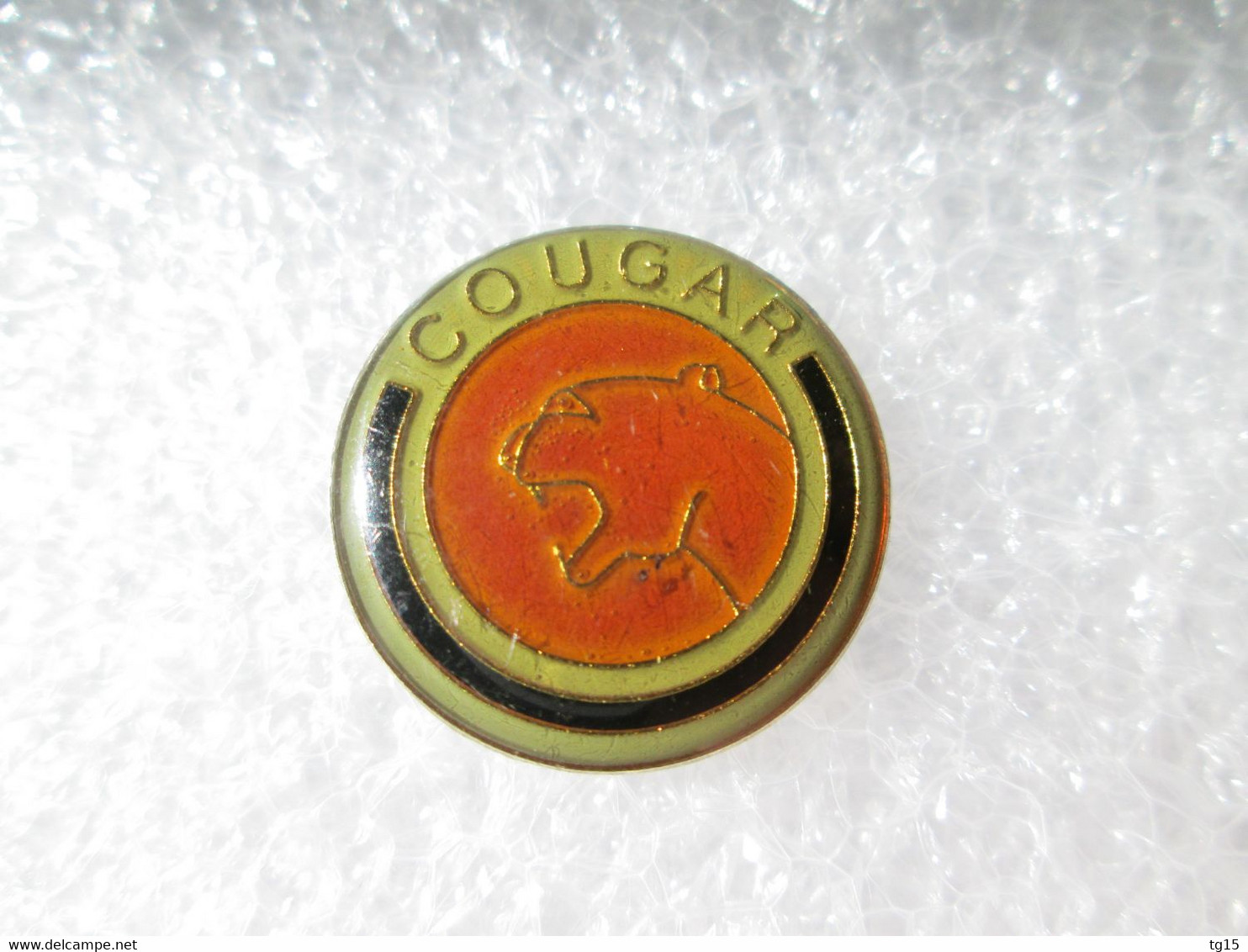 PIN'S    FORD  LOGO  COUGAR - Ford
