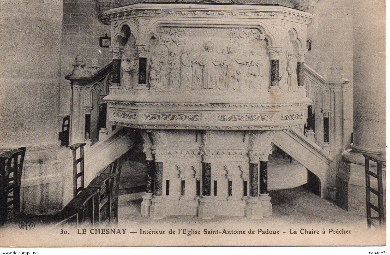 LE CHESNAY Intérieur De L'Eglise Saint-Antoine De Padoue - La Chaire à Précher - Le Chesnay