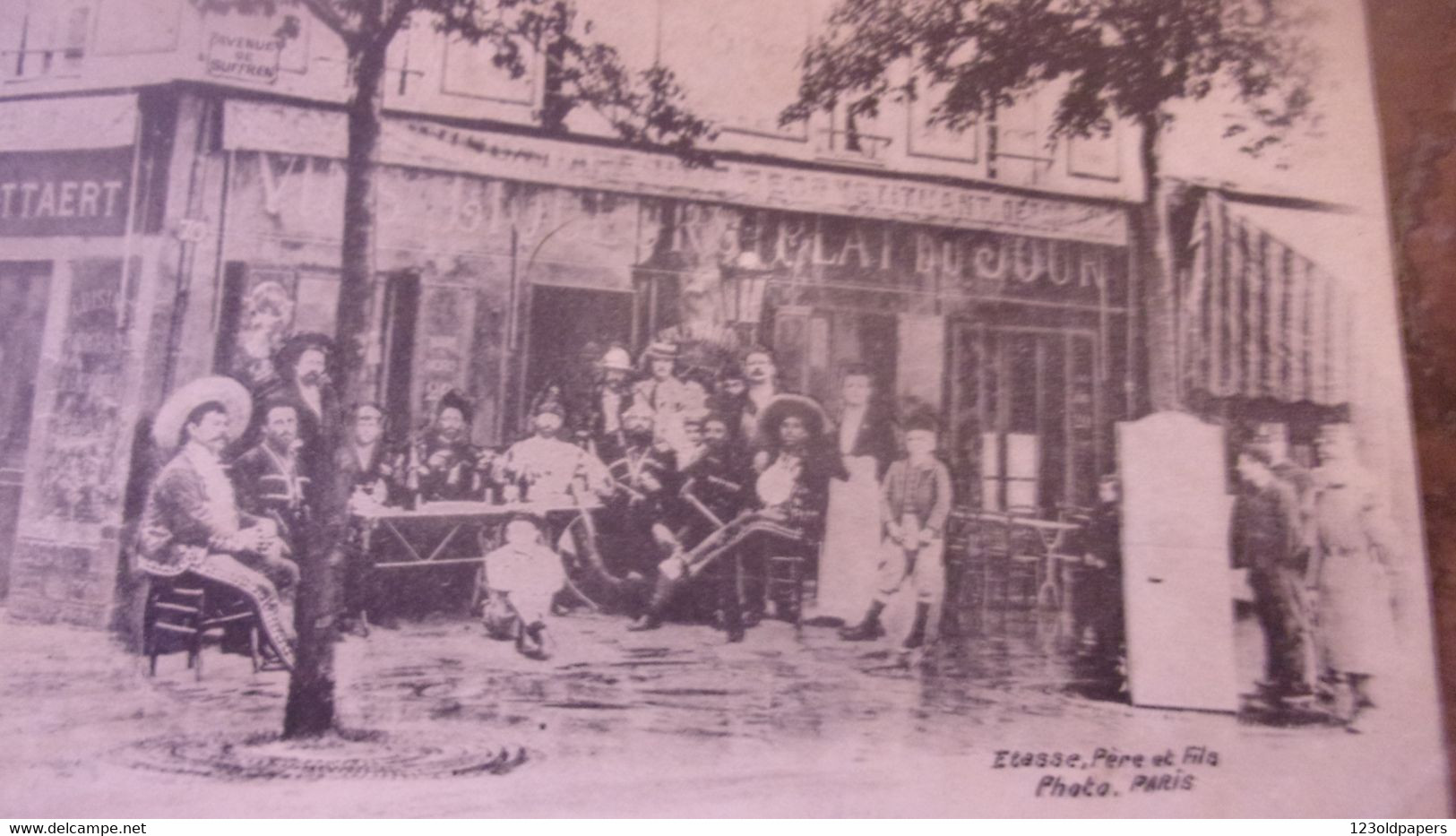 75 RARE CLICHE PARIS GROUPE MEXICAIN TERRASSE CATTAERT  ETASS PHOTO RESTAURANT BAR 1905 AVENUE SUFFREN - Trasporto Pubblico Stradale