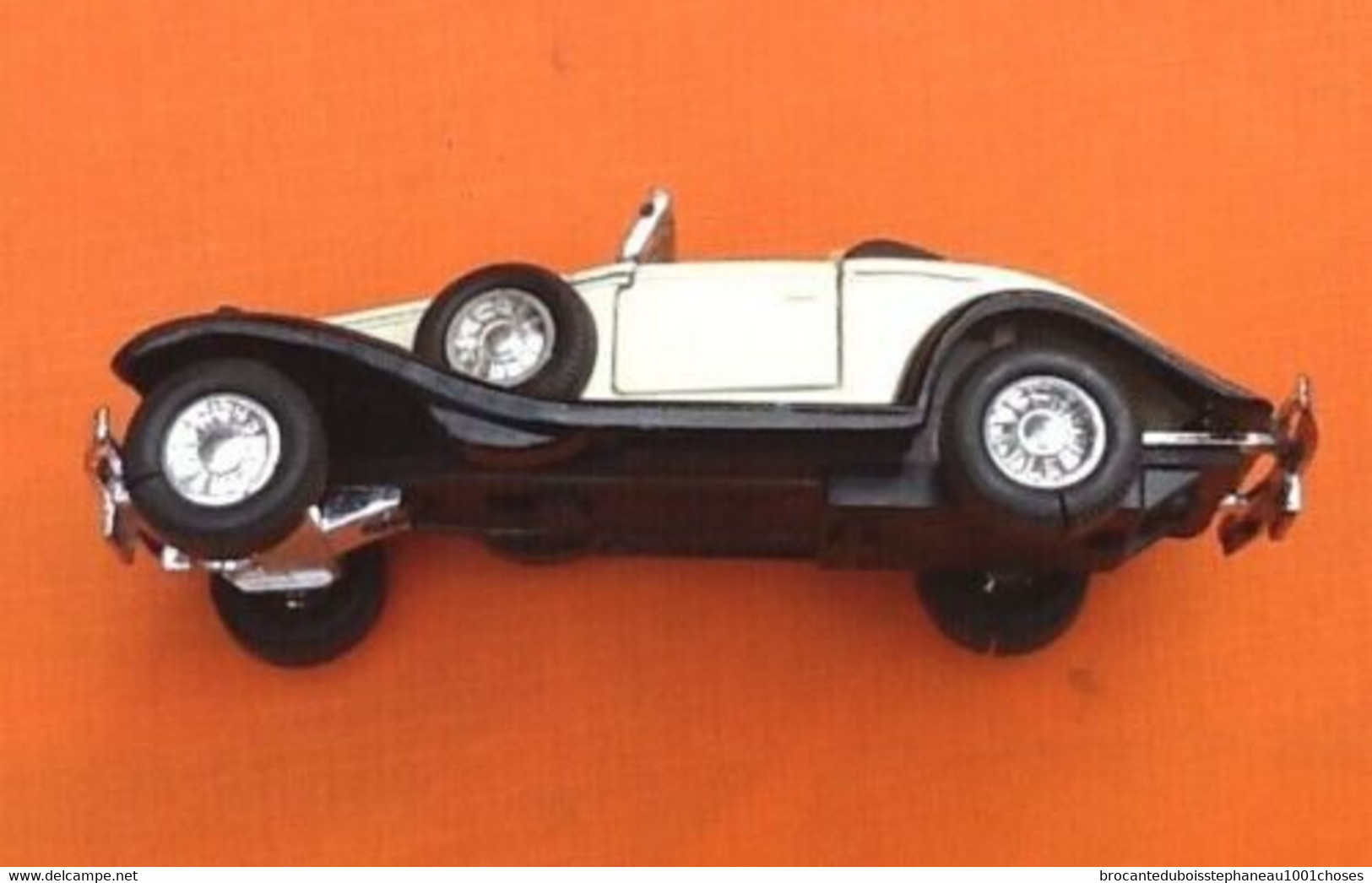 Voiture Miniature  Coupé Cabrio   (1931)  N° 8872   Welly - Welly