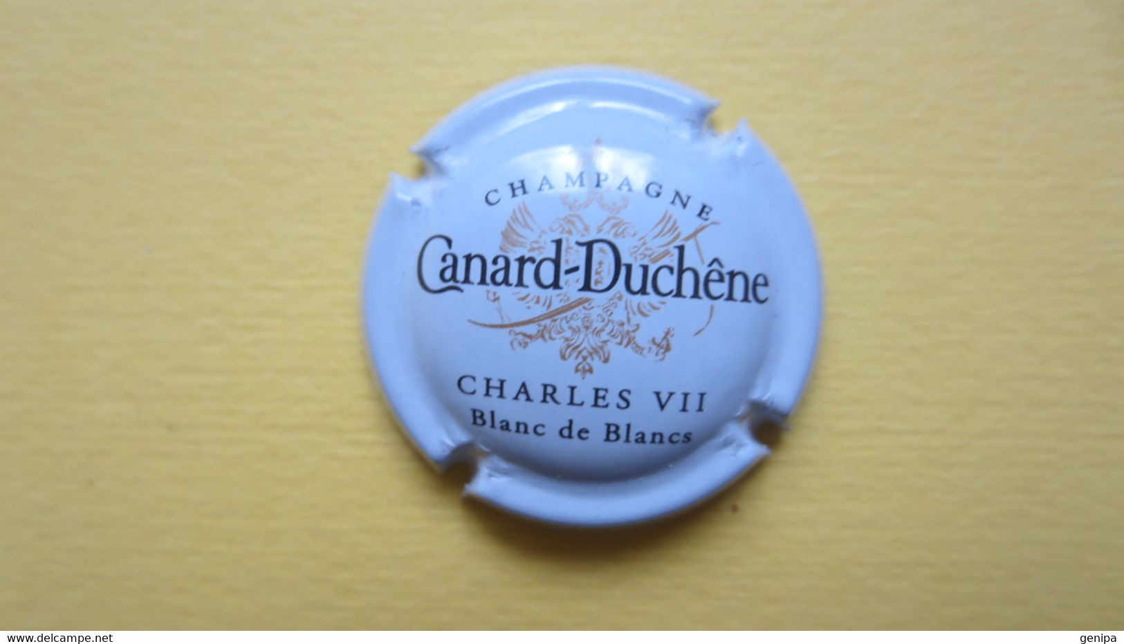 CAPSULE CHAMPAGNE CANARD DUCHENE CHARLES VII. Blanc De Blanc. Blanc Et Noir - Canard Duchêne