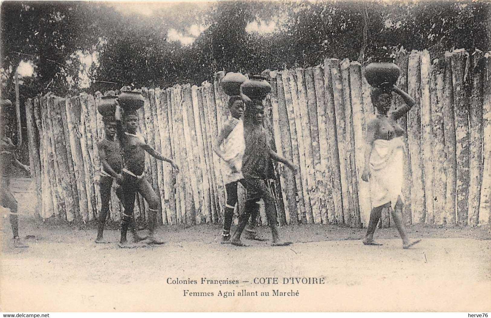 COTE D'IVOIRE - Femmes Agni Allant Au Marché - Colonies Françaises - Côte-d'Ivoire