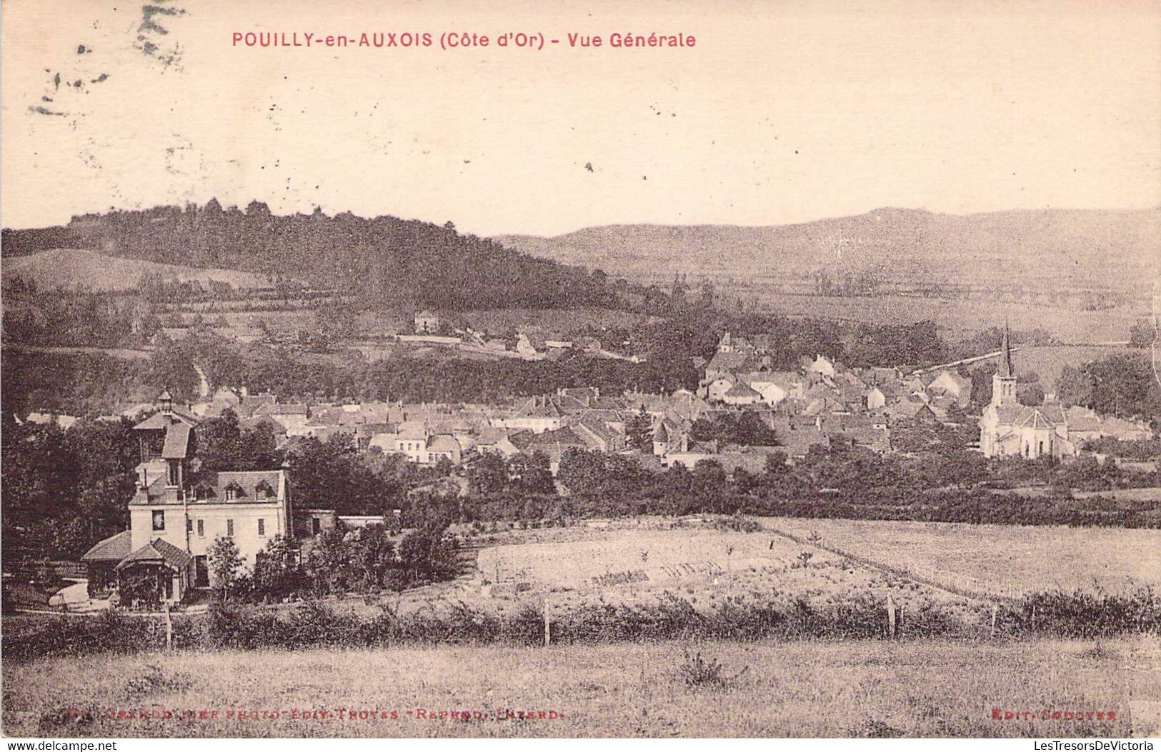 CPA France - Pouilly En Auxois - Côte D Or - Vue Générale - Eglise - Panorama - Troyes Edit - Oblitérée Août 1929 - Otros & Sin Clasificación