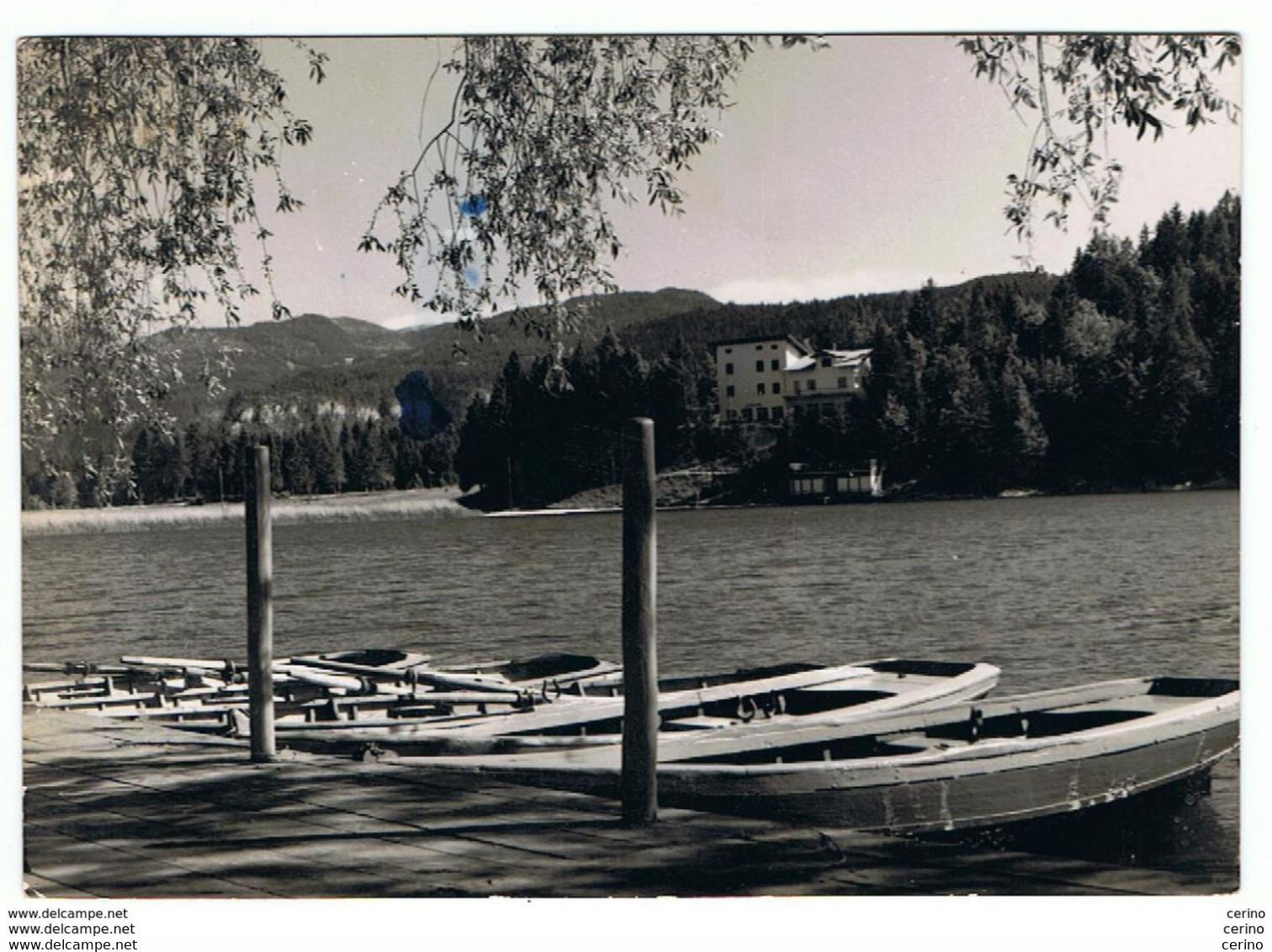 LAVARONE  CHIESA (TN):  IL  LAGO  -  FOTO  -  FG - Invasi D'acqua & Impianti Eolici