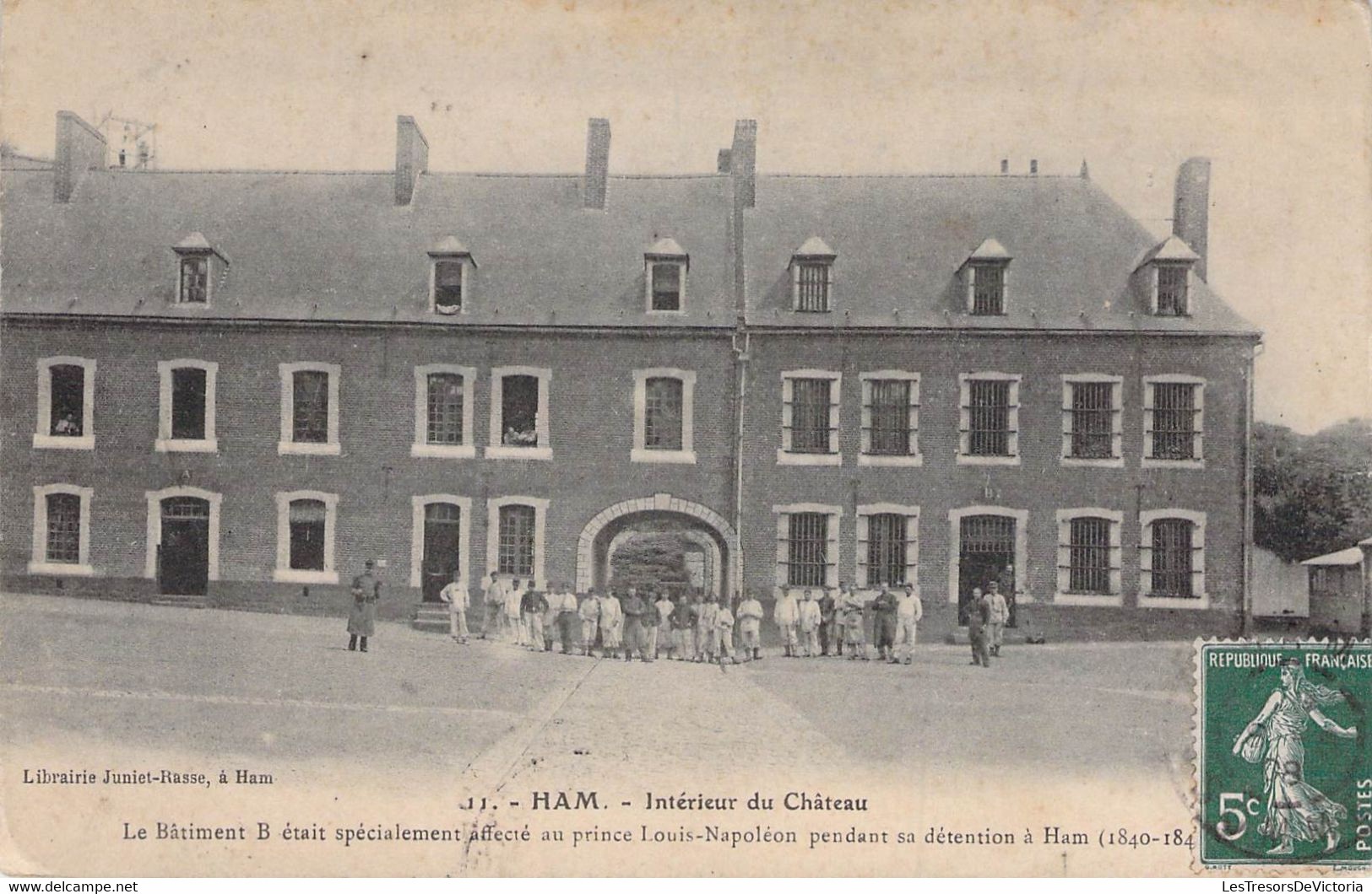 CPA - 80 - HAM - Somme - Intérieur Du Château Où Louis Napoléon Fut Détenu - Lib Juniet Rasse à Ham - Ham