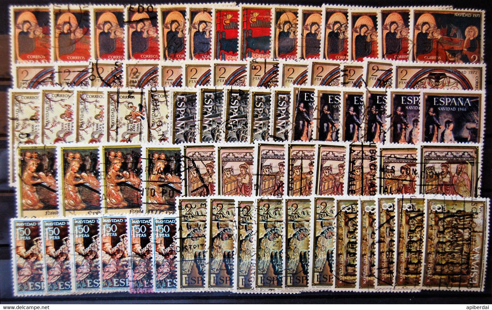 Espagne Spain - Accumulation Of 135 Stamps ( 2 Classification Cards )  "navidad"  Oblitérés - Collections