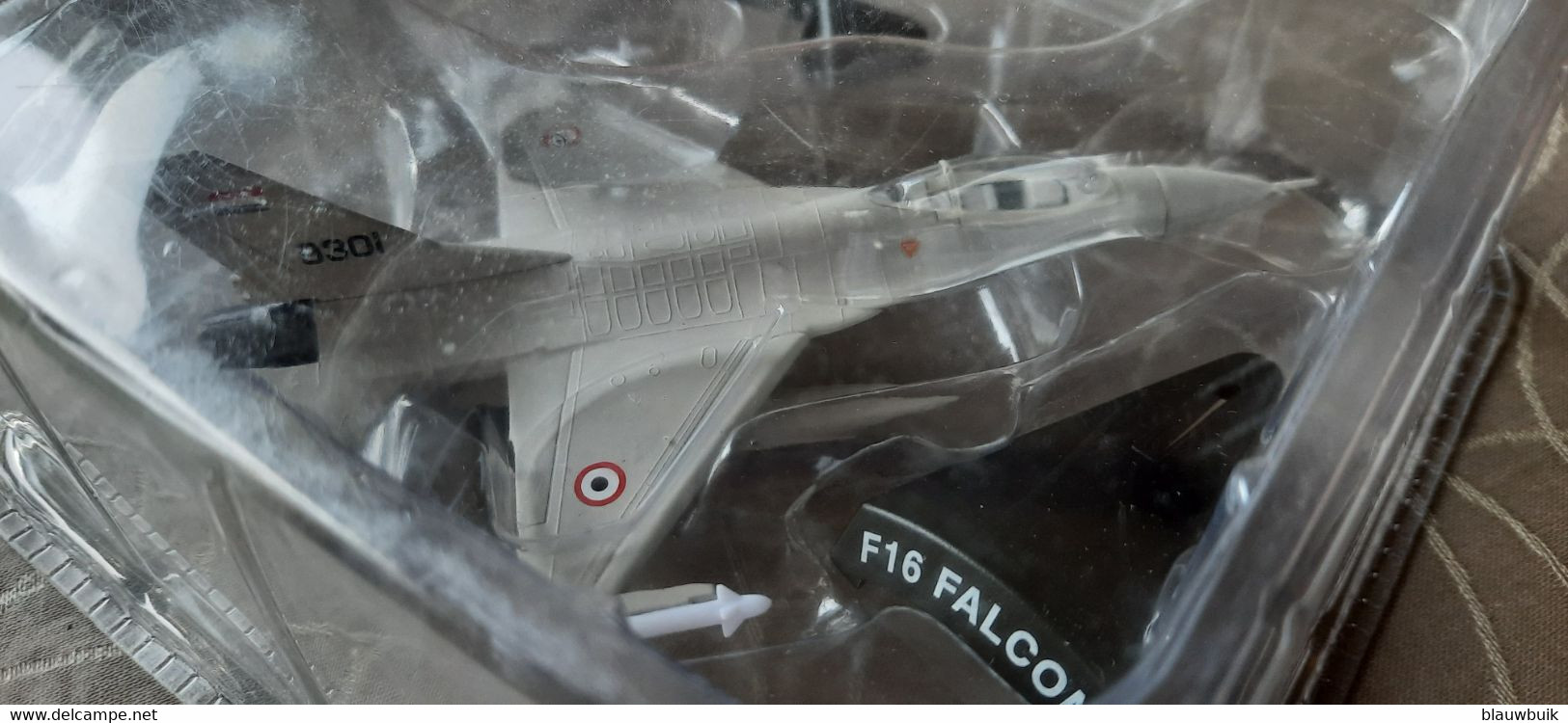 F-16 Falcon Diecast Model 1:126 - Luchtvaart