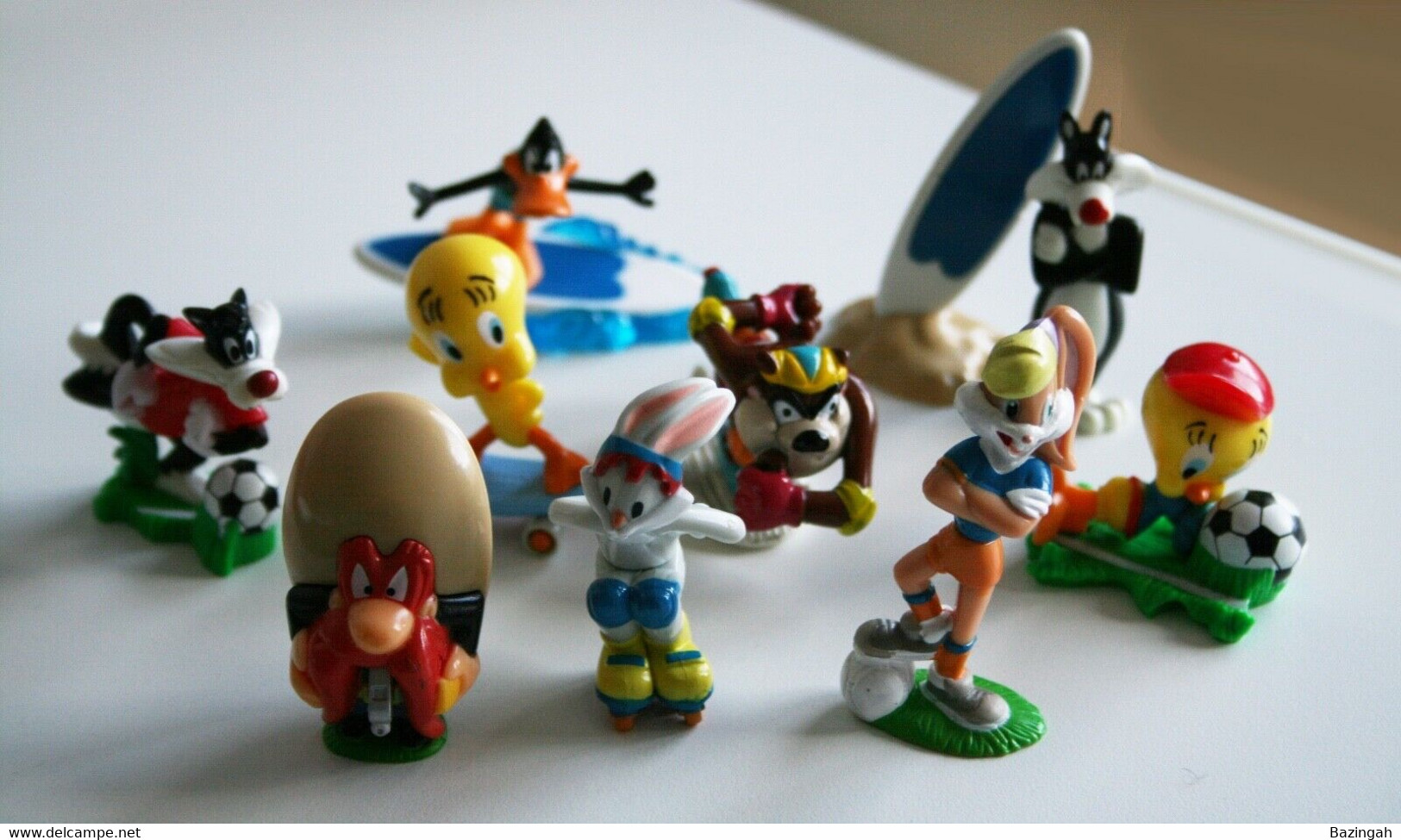 Kinder Surprise LOONEY TOONS - Lots