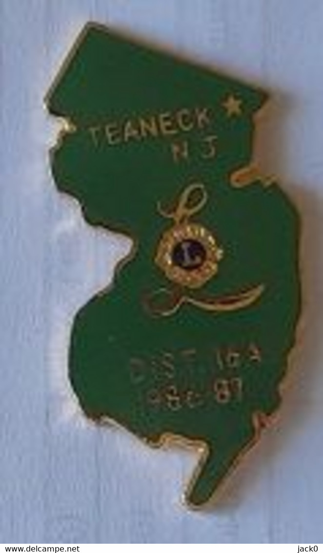 Pin' S  2 Attaches  Association  LION' S  CLUB  TEANECK  N.J  DIST. 16 A  1986 - 87 - Associations