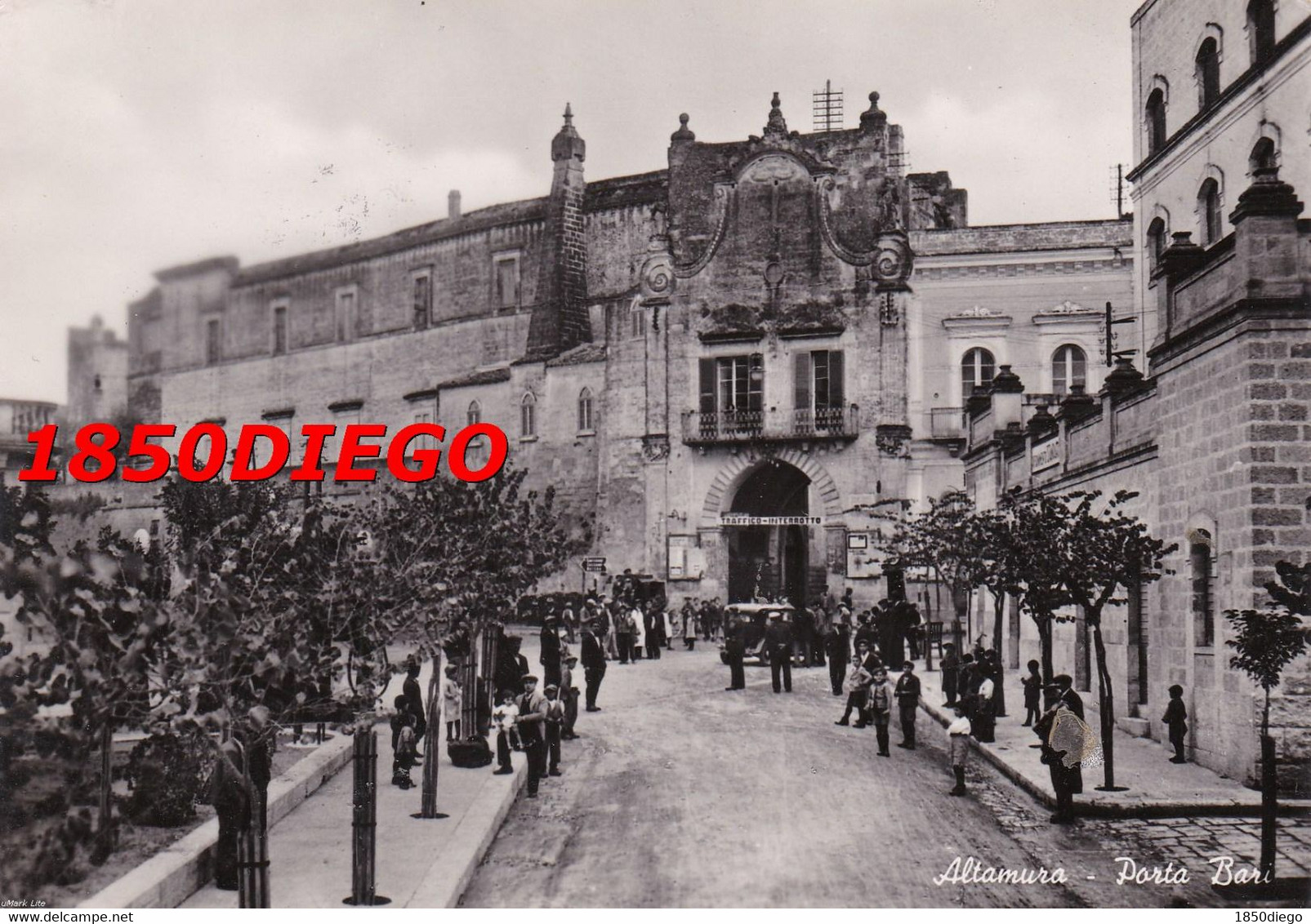 ALTAMURA - PORTA BARI F/GRANDE VIAGGIATA  1956? BELLA  ANIMAZIONE - Altamura