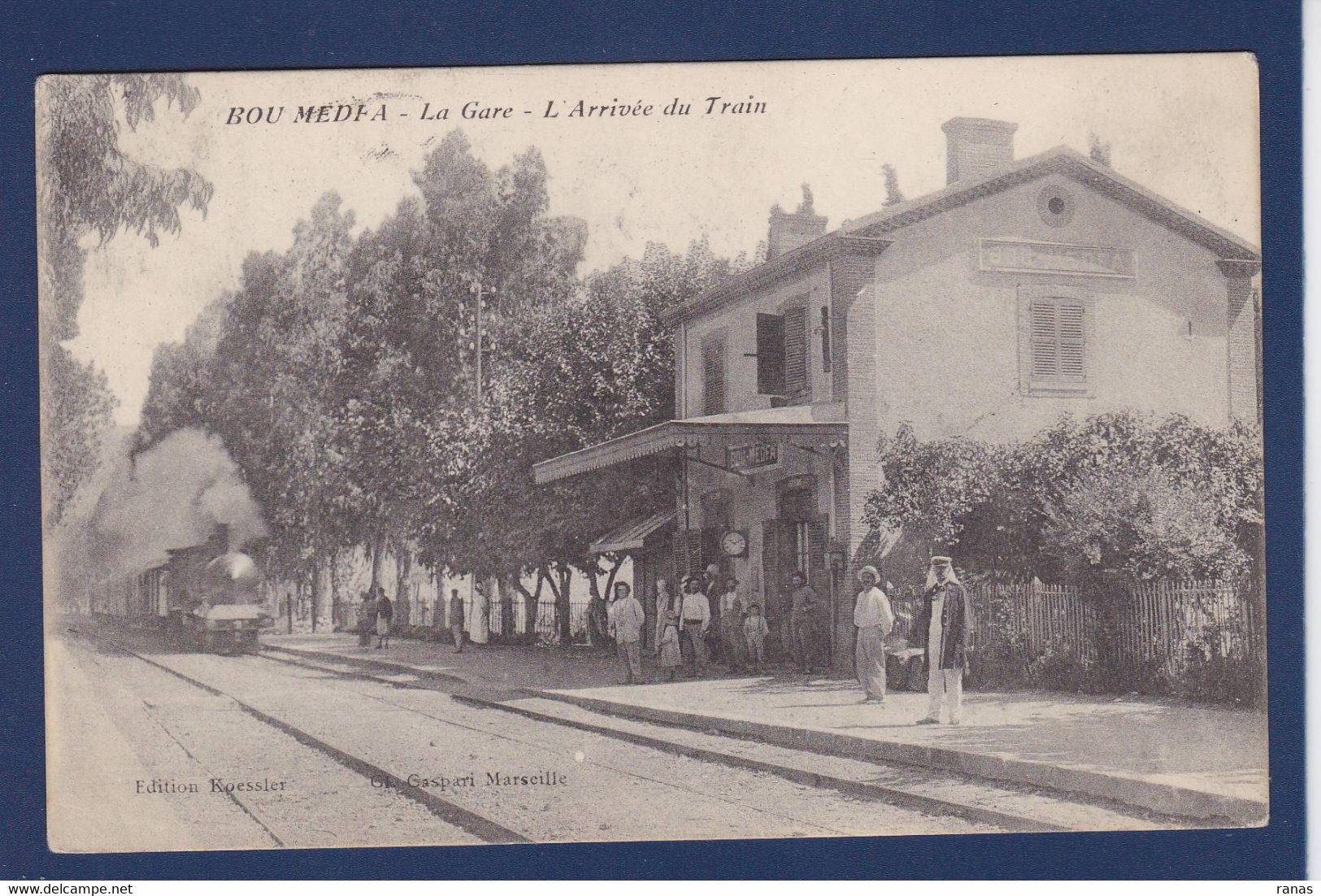 CPA Algérie Bou Média Gare Station Chemin De Fer Train Circulé - Altri & Non Classificati