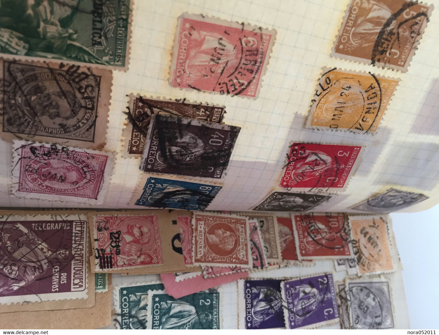 Lot de milliers de timbres classique du monde voir photos