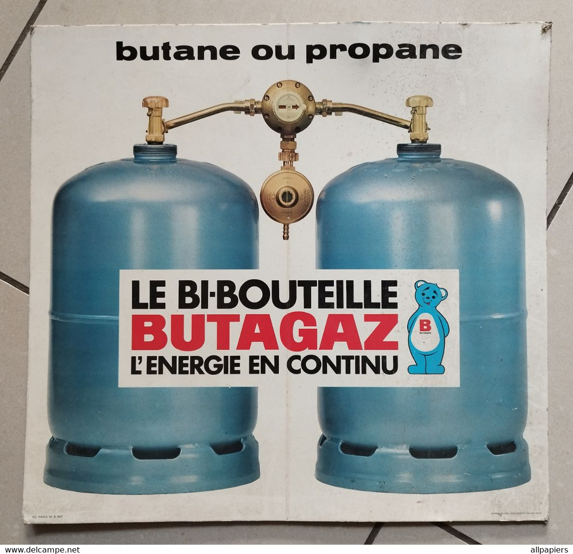 PLV Carton Butane Ou Propane Le Bi-Bouteille Butagaz L'énergie En Continu - Format : 40x42 Cm - Plaques En Carton