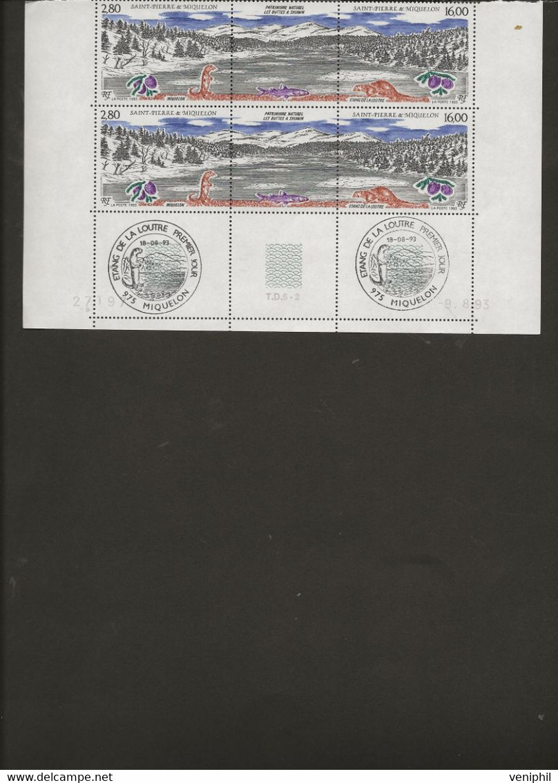 ST PIERRE ET MIQUELON - 2 TRIPTYQUES N° 586 A  NEUF SANS CHARNIERE - ANNEE 1993 - COTE :20 € - Neufs