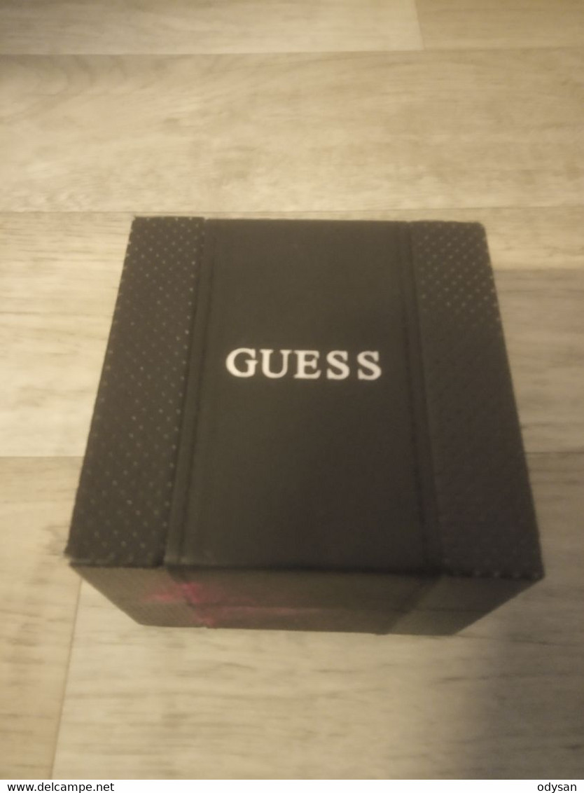 Vend Montre Guess Ref:W65016G2 - Montres Haut De Gamme