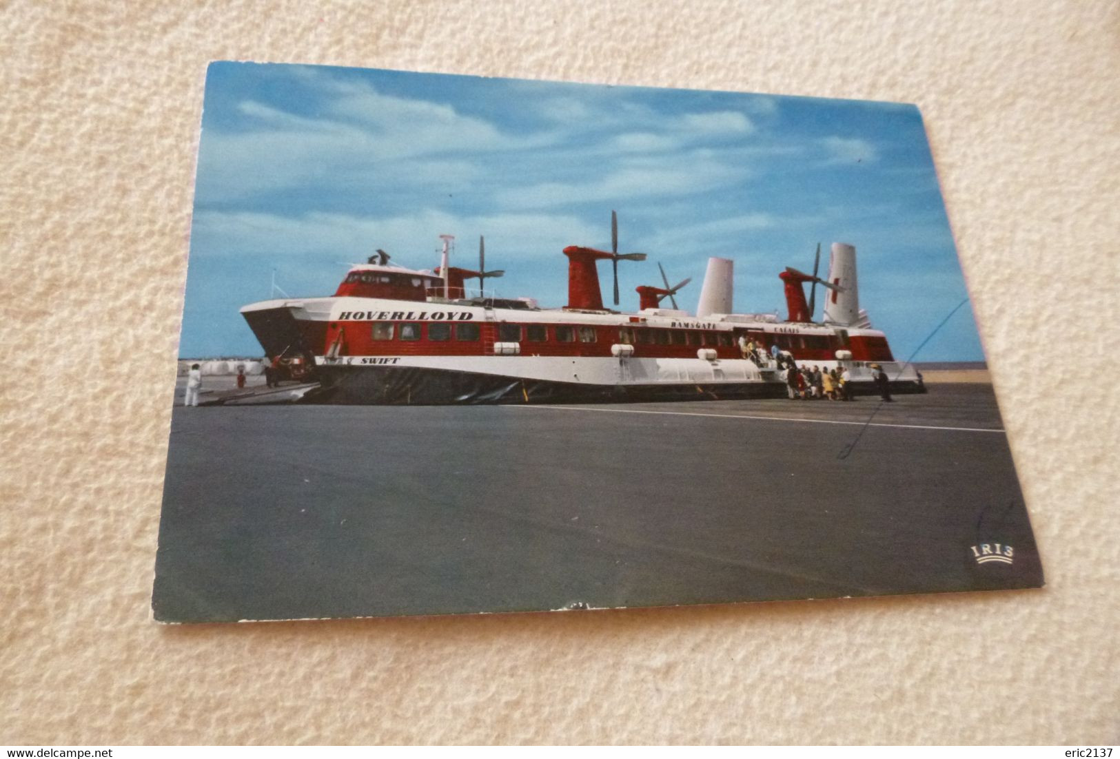 L'HOVERCRAFT "CALAIS-RAMSGATE" .....CALAIS - Hovercrafts