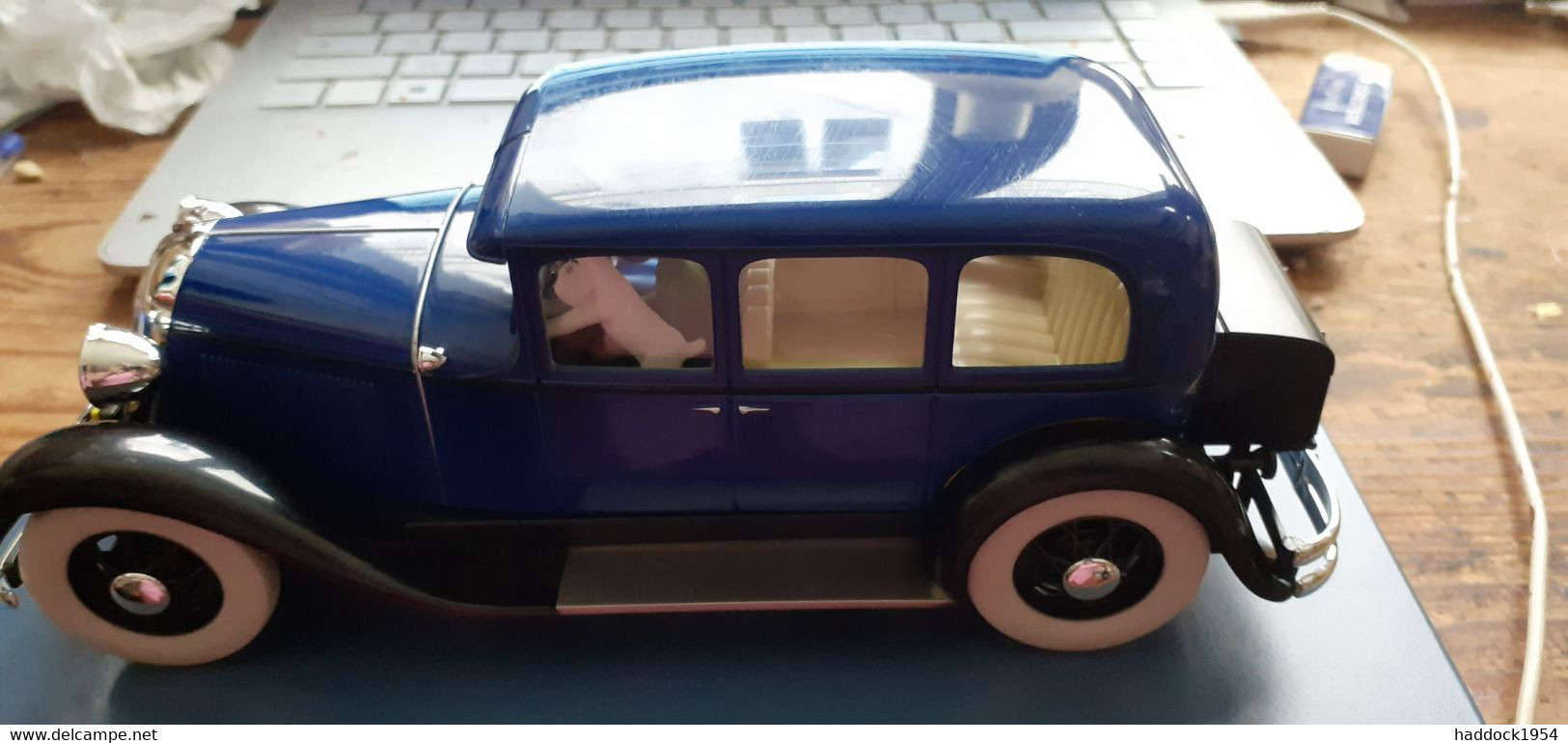 TINTIN La Voiture Pour NANKING Le Lotus Bleu HERGE Moulinsart - Figuren - Metall