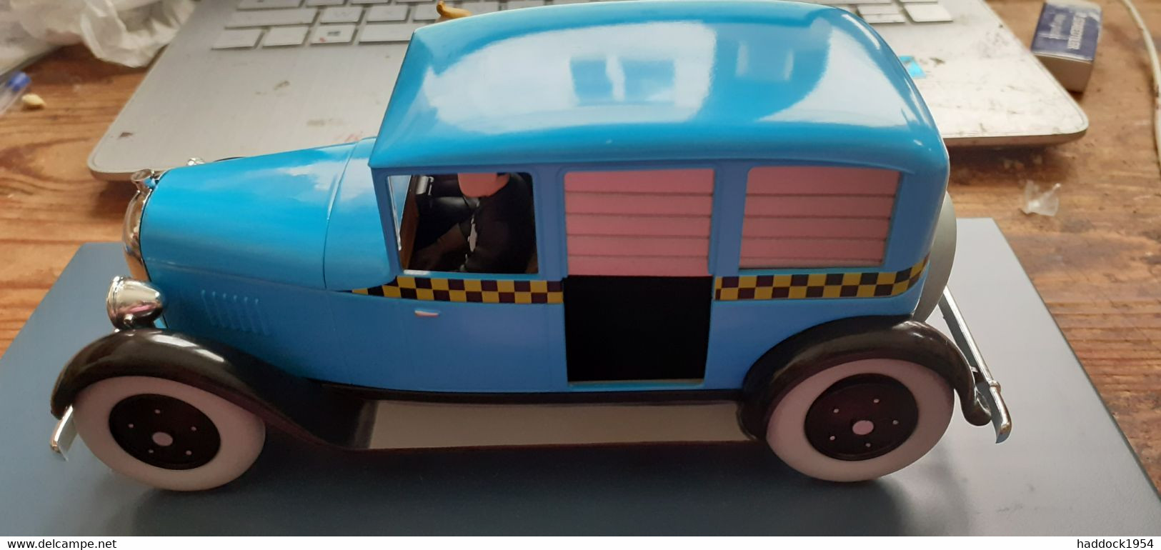 Le Taxi De Chicago TINTIN En Amérique HERGE Moulinsart - Beelden - Metaal