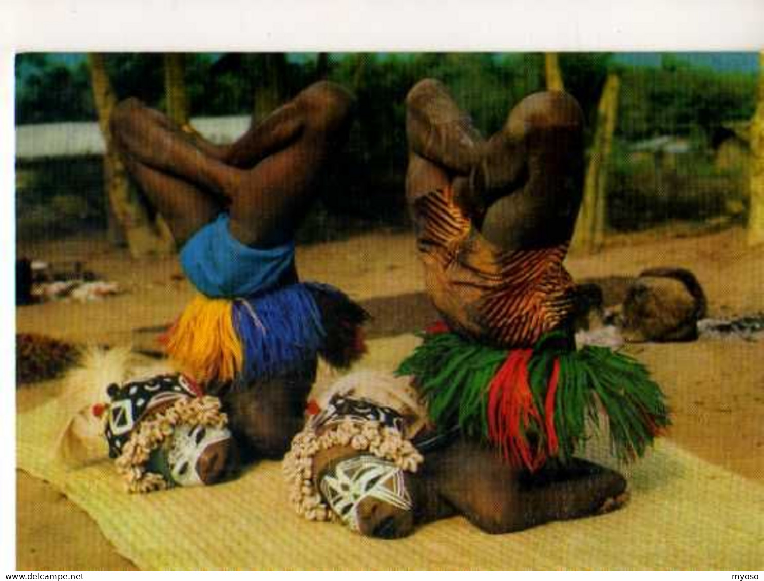 Cote D'Ivoire MAN Danseuses Acrobatiques - Côte-d'Ivoire