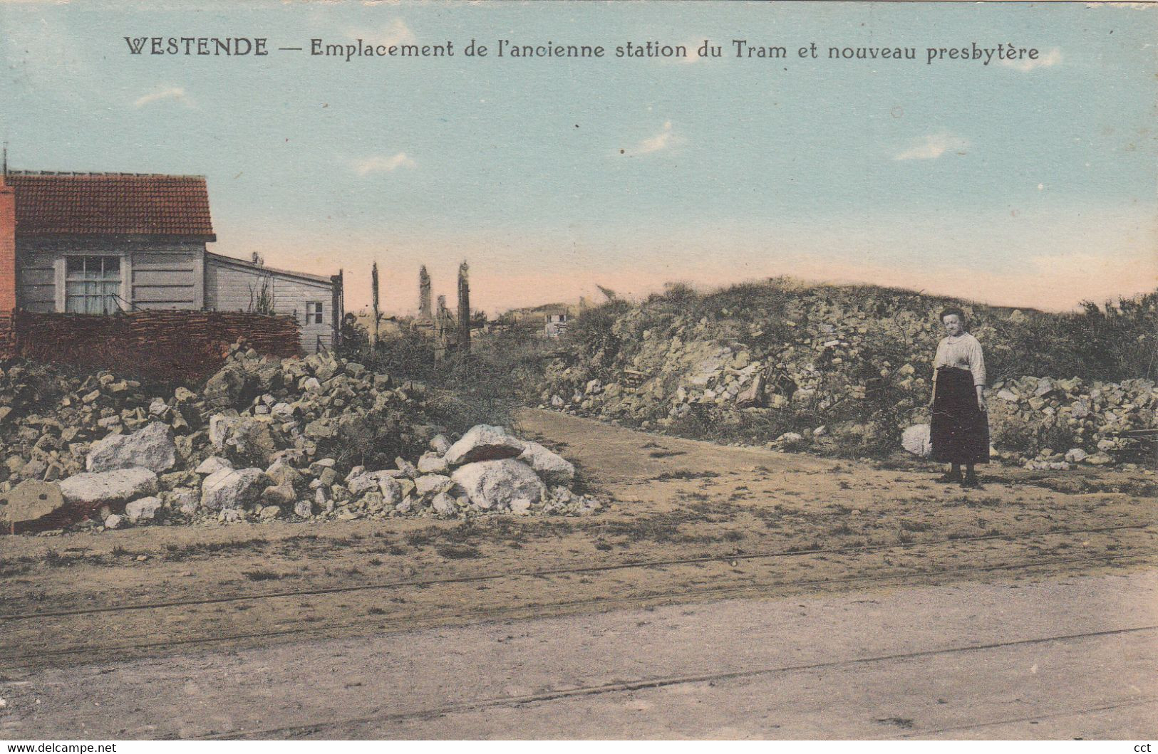 Westende  Emplacement De L'ancienne Station Du Tram Et Nouveau Presbytère - Westende