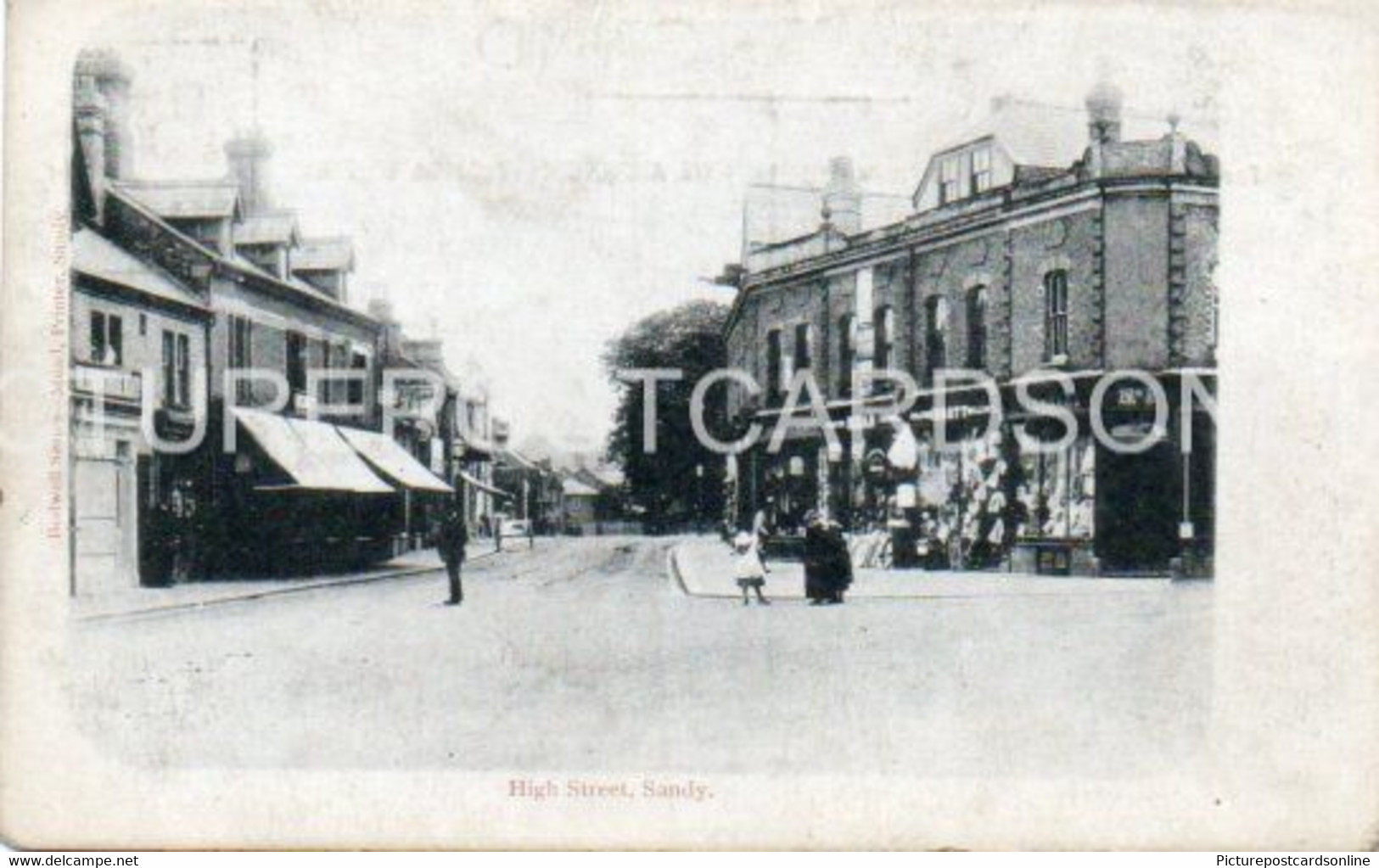 SANDY HIGH STREET OLD B/W POSTCARD BEDFORDSHIRE - Autres & Non Classés