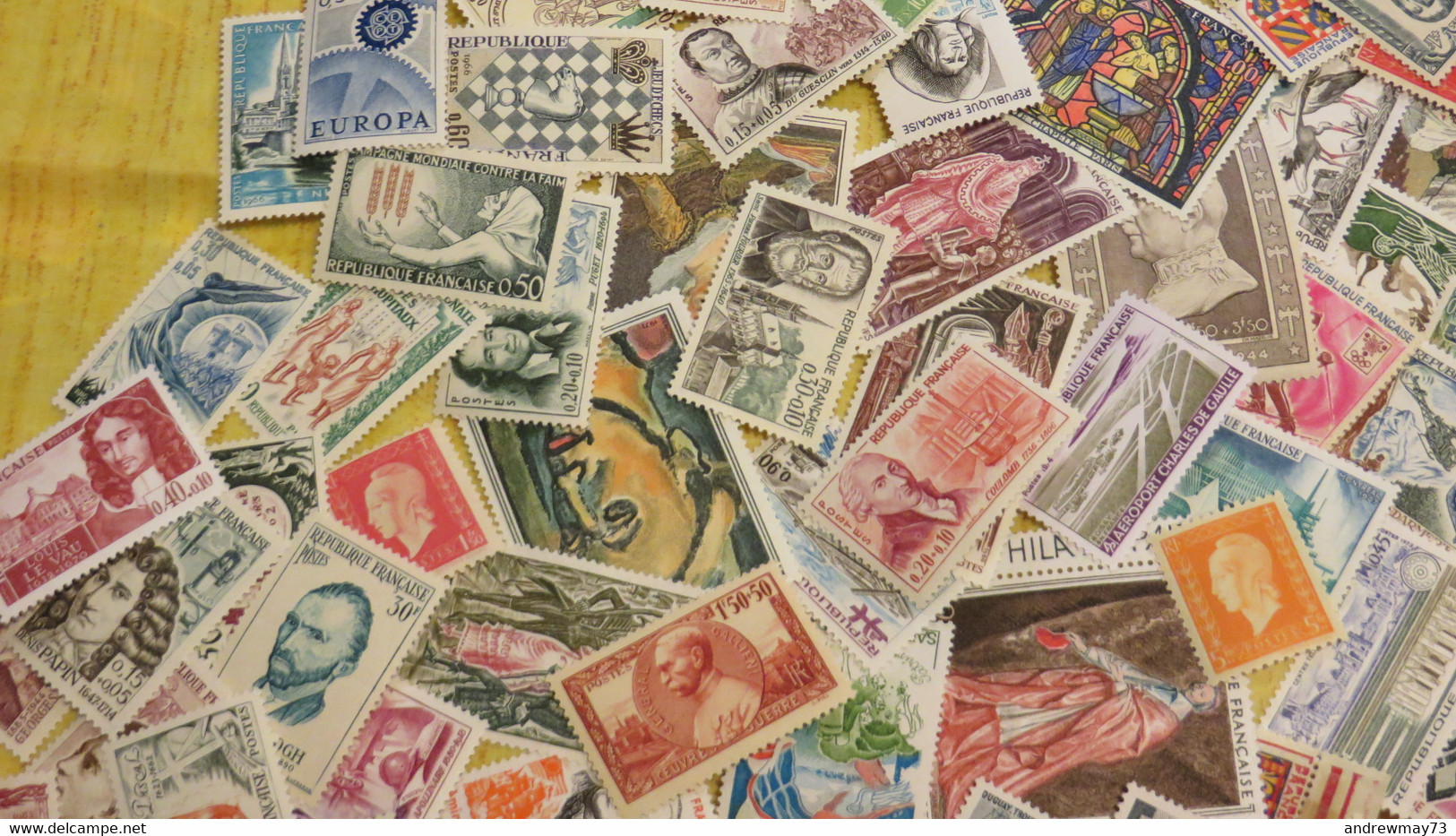 FRANCE- NICE MNH SELECTION-260 €- BARGAIN PRICE