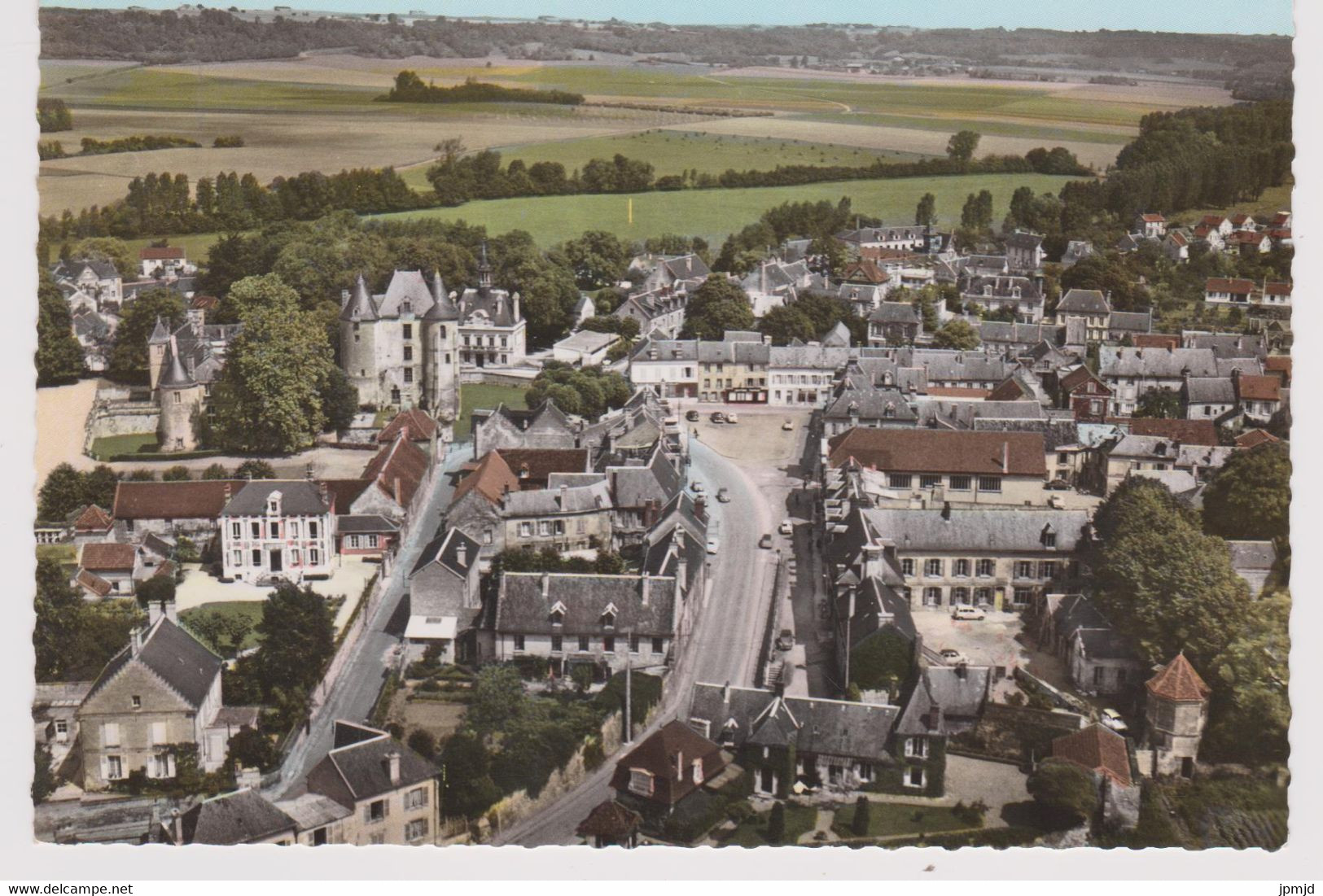 02 - VIC Sur AISNE - Vue Aérienne - Le Centre - N° 4-49 A Colorisée - 1973 - Vic Sur Aisne