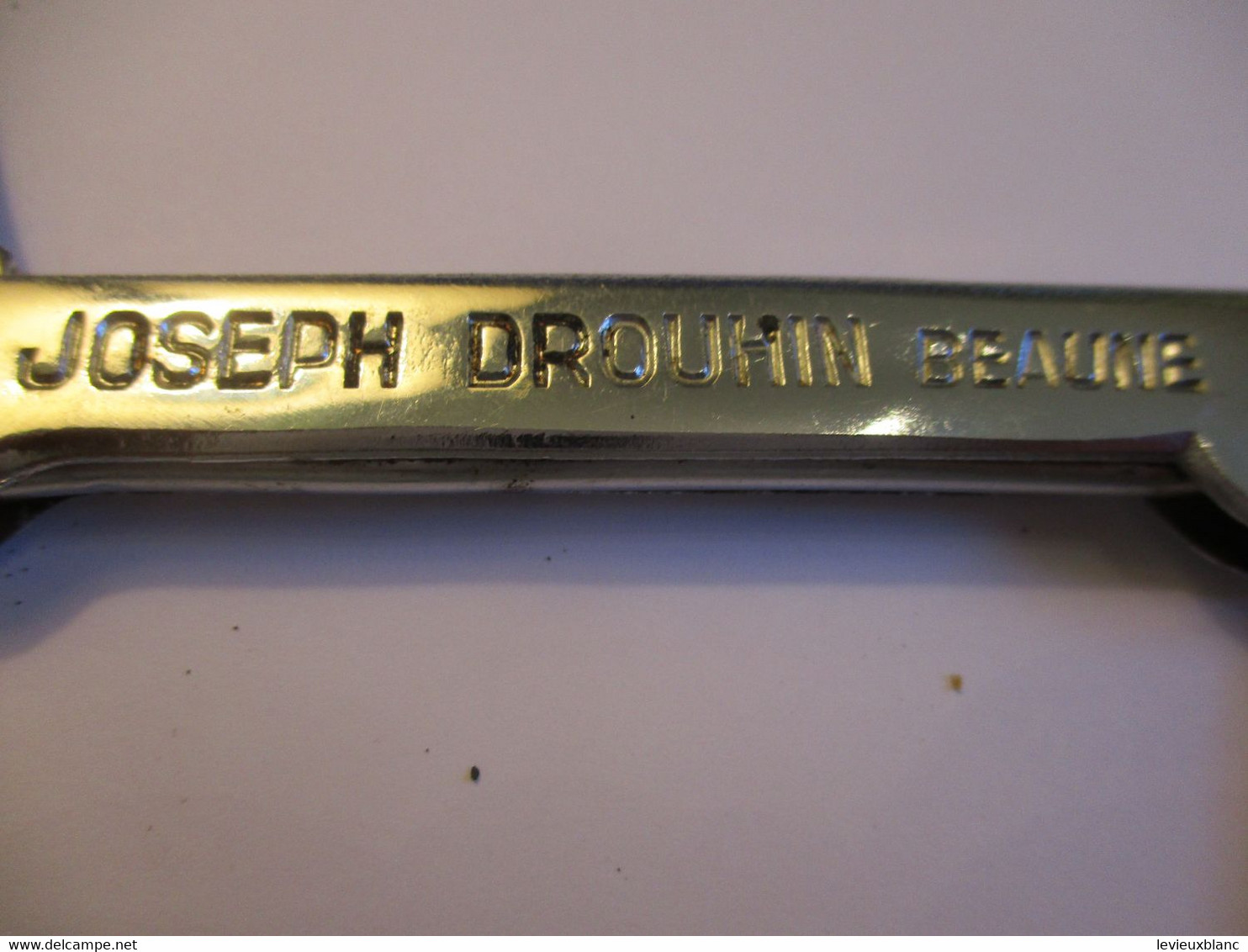 Décapsuleur Publicitaire Ancien / Joseph DROUIN - Beaune / Cartaillere-Deluc / THIERS /Vers 1960 - 1980             CP37 - Bottle Openers